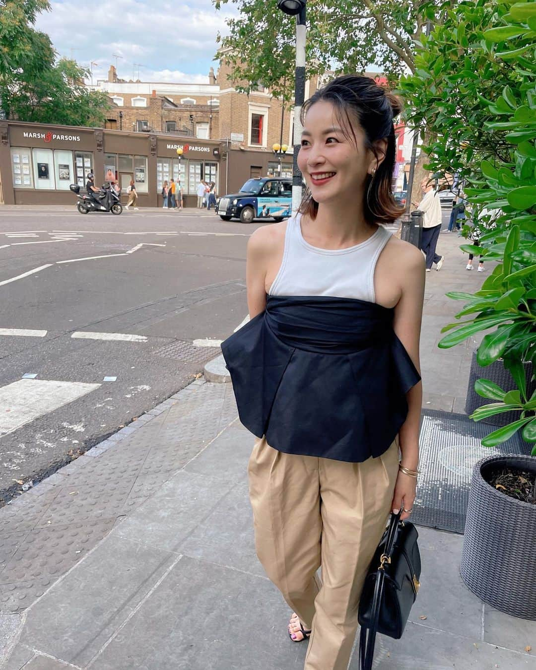 秋元玲奈さんのインスタグラム写真 - (秋元玲奈Instagram)「Happy ❤️🥰🎂  #londonlife #london #mumofboys  #mumofthree #familydinner  #vongole」7月9日 6時45分 - rena_akimoto