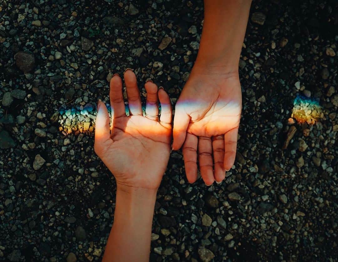 国分真央さんのインスタグラム写真 - (国分真央Instagram)「. hand. ⁡ 昔から人の手を撮るのが好きです。 ⁡」7月8日 22時09分 - mao_kokubu