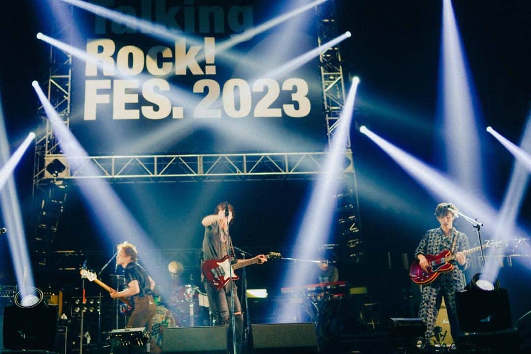 go!go!vanillasさんのインスタグラム写真 - (go!go!vanillasInstagram)「2023.7.8 横浜アリーナ  Talking Rock! FES.2023  ロックンロール愛溢れる音楽祭！ 初日トリをありがとうございました！！  「go!go!vanillas TOUR 2023-2024」でまたお会いしましょう！ 本日よりオフィシャル先行開始！ https://eplus.jp/gogovanillas2023-2024/  #TalkingRockFES  Photo by renzo masuda @renzo1101」7月8日 22時25分 - go_go_vanillas_official