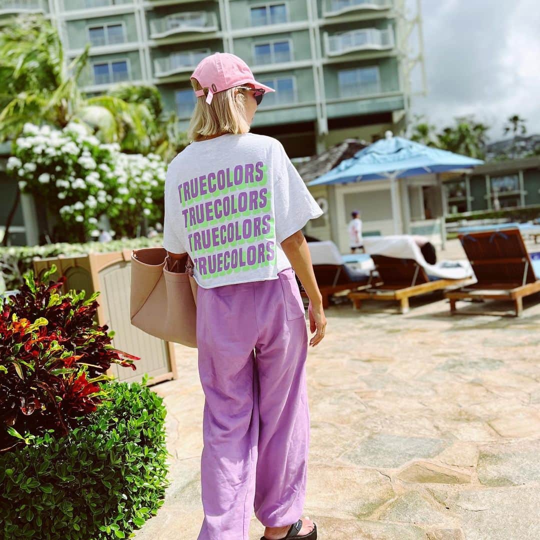 西山美希子さんのインスタグラム写真 - (西山美希子Instagram)「予想をはるかに上回るたくさんのオーダー頂きビックリしながら、ゆかちゃんと毎日喜びを分かち合っています🥰オーダーしてくださったみなさま、ホントにホントにありがとうございます💙💚締め切りは明日までとなります🙇‍♀️引き続きどうぞ宜しくお願い致します🤲　#TOIRO #TOIRO.」7月8日 22時44分 - mariaclove