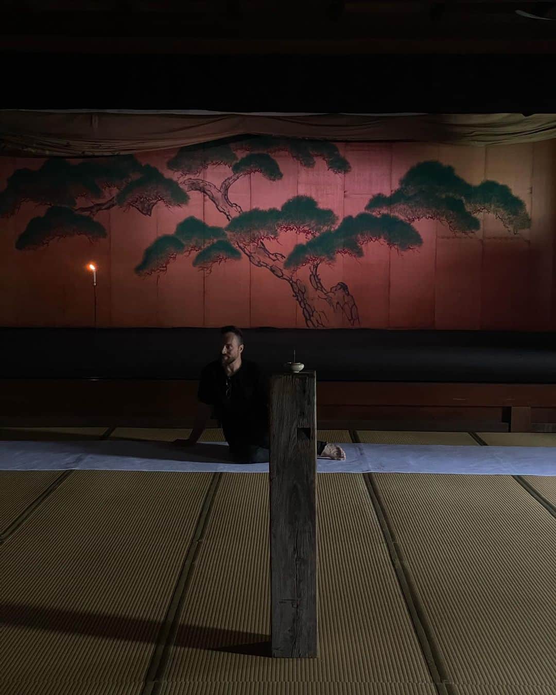アオイヤマダさんのインスタグラム写真 - (アオイヤマダInstagram)「京都　Kyoto. 寺　Temple 坐禅　Zazen 対話　Discussion 芸術　Art 食　Food 湯　Sento 茶の湯　Tea ceremony  情報過多により、 答え合わせの様になってしまう旅も、 人との出会いと対話によって 京都が立体的に見えた。 静の中に動が見えた。」7月8日 22時45分 - aoiyamada0624