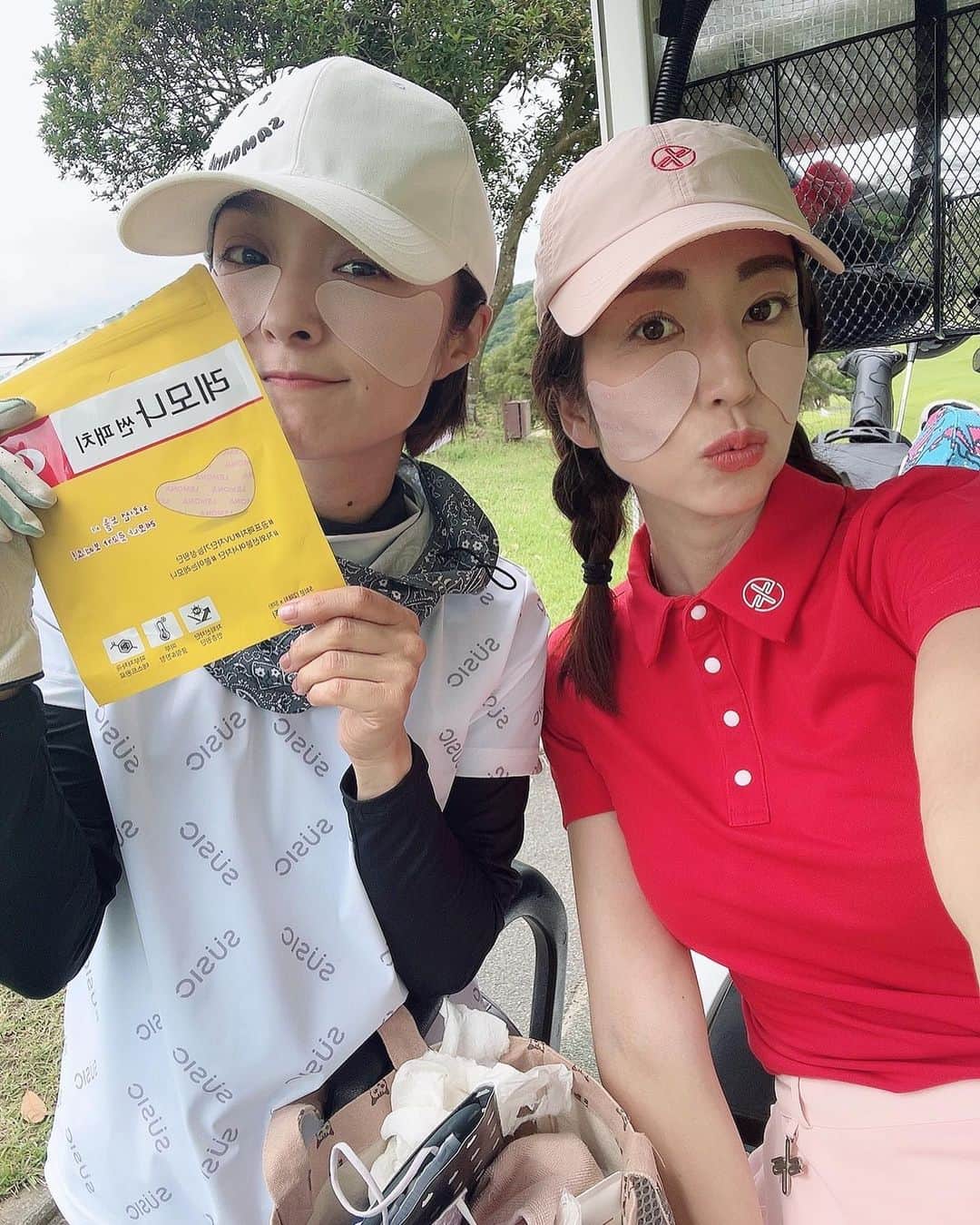庄司ゆうこさんのインスタグラム写真 - (庄司ゆうこInstagram)「みっひーとゴルフ⛳️✨ 終始笑いっぱなしでめちゃくちゃ楽しかったぁー💓 韓国土産に日焼け止めパッチもらって、顔に貼ったらめちゃ気持ちよかったぁー🥺 みっひー💓ありがとー❣️ この日のゴルフウェアは @xexymix_jp  ゴルフシューズ @pumagolf  #ゴルフ#ゴルフウェア#ゴルフコーデ#ゴルフ女子 #ゴルフ好きな人と繋がりたい #ゴルフ日和」7月8日 23時00分 - yuko.shoji