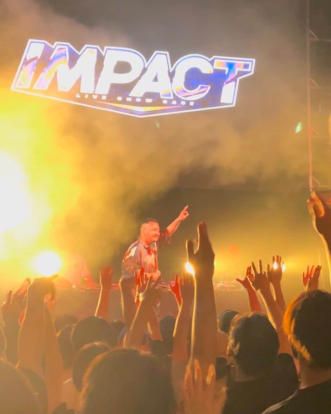 のインスタグラム：「IMPACT vol.1@渋谷WOMB LIVE 楽しんでくださった皆さん有難う御座いました！！ 新しい試みも多かったですがすべてが順調に進み、喰らったインパクトの余韻を噛み締めています。 お陰様で良い1日になりました。KEN THE 390さんはじめ出演者やスタッフの皆さんお世話になりました！  #IMPACT_LIVE」