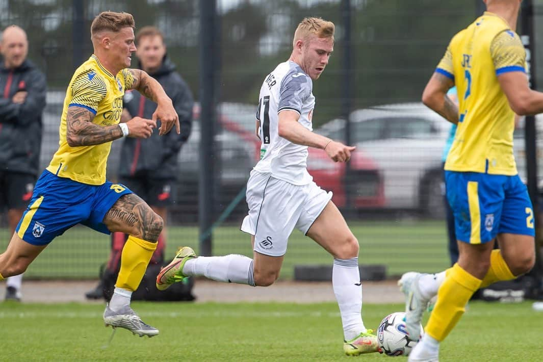 スウォンジー・シティAFCさんのインスタグラム写真 - (スウォンジー・シティAFCInstagram)「The Swans began their pre-season campaign with a 2-0 victory over @haverfordwestafc at Fairwood 🦢」7月8日 23時08分 - swansofficial