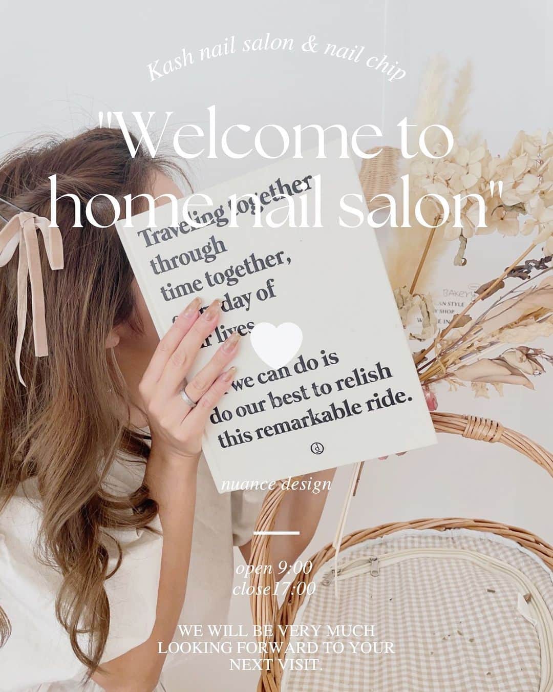 のインスタグラム：「2023.7/10  HOME nail salon   @___kash.nail （カシネイル）が リニューアルオープンです  open ｜ 月〜土　9:00〜17:00  area ｜ 岐阜県多治見市 LINE ｜ 160gqxqw  ただいま1ヶ月間限定の 50%OFFキャンペーン中  ご予約はプロフィールの LINE登録からおまちしております  ﹋﹋﹋﹋﹋﹋﹋﹋﹋﹋﹋﹋﹋﹋﹋ 改めて紹介させて頂きます  ☽ ネイリスト｜ @19890808a   　子ども｜3歳、2歳の男の子 　趣味｜ハンドメイド、インテリア 　好き｜淡色、くま、ギンガムチェック 　推し｜YouTube ヒカルさん 　 ﹋﹋﹋﹋﹋﹋﹋﹋﹋﹋﹋﹋﹋﹋﹋﹋ 高校卒業後、ネイルの専門学校に通い 3年程名古屋のサロンで働き その後、地元でネイルサロン独立  育児に専念したくて3年程 ネイルから離れていました。 この4月から保育園のスタートと 共にまた大好きだったネイルを もう一度1から勉強し、 知識や技術を身につけて 子どもが産まれて、育児しながらも 好きな事や、やりたい事に挑戦し続け たい！と心に決めて この度、新たな場所でネイルサロンを 始める事を決めました。  ネイルに携わる事はもちろん。 空間、視覚、満足度を更に高めて ここでしか味わえない特別な時間を 過ごして頂ける様に、 お客様目線でこれから皆様と 共に作り上げるサロンにして 行きたいと思っております  想いの詰まった、完全個室の プライベートネイルサロンに 是非一度でも足を運んで頂けると 嬉しく思います。  皆様のフォロー｜ご来店心より お待ちしております。  今後とも宜しくお願い致します🤍」
