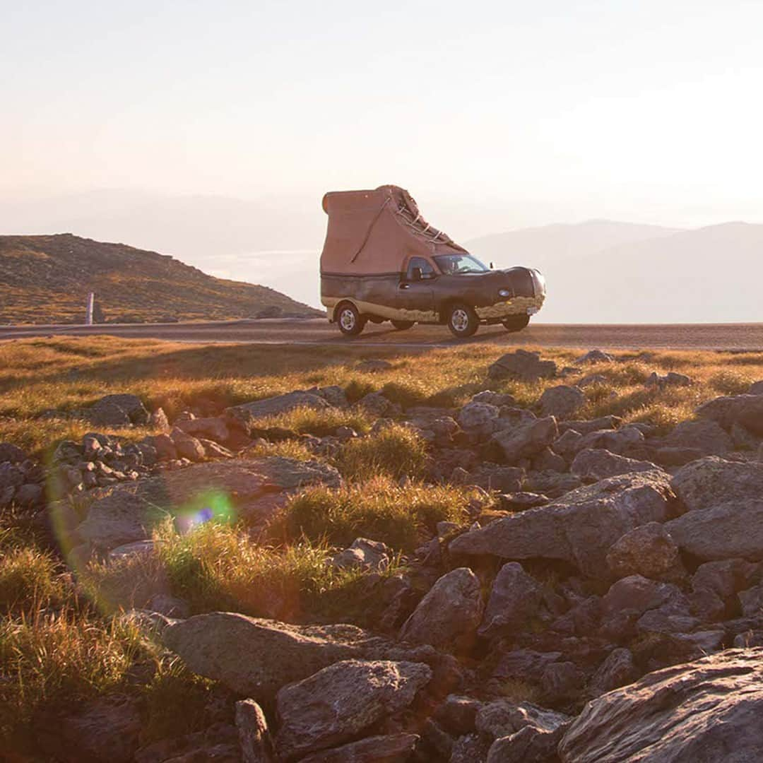 L.L.Beanさんのインスタグラム写真 - (L.L.BeanInstagram)「Since 2012, our three larger-than-life L.L.Bean Bootmobiles have covered more than 350,000 miles, appeared at hundreds of events, and racked up a whole lot of stories. Here are a few of our drivers' favorite facts about the big rolling boot!」7月8日 23時24分 - llbean