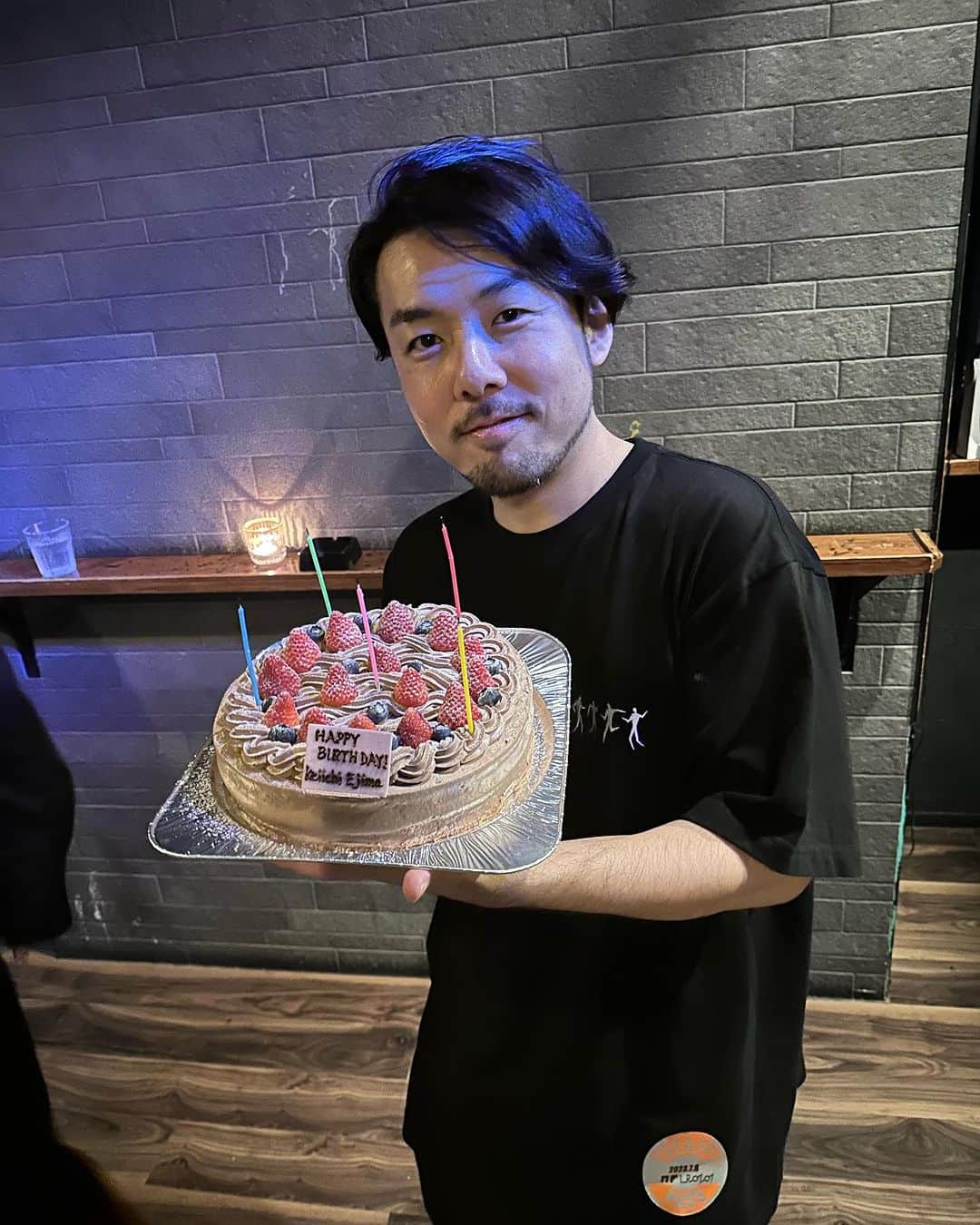 山口一郎のインスタグラム：「誕生日おめでとう🎁エジマンボー」