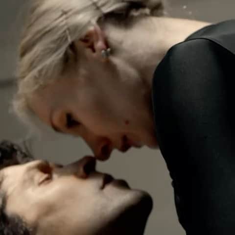 ロベルト・ボッレのインスタグラム：「Performing this fantastic pdd for the first time very soon. ❤️ @__melissahamilton  📸 @dancersdiary  @officialrobertobolle  @studiowaynemcgregor  @opera_roma @arenadiverona @musart_festival @taorminaoperastars_official  #robertobolleandfriends #bolletour2023」