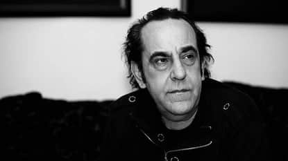 Portrait|Life|Fashion|Faceのインスタグラム：「RIP Özkan Uğur #özkanuğur   #MFÖ Ö’süz kaldı. #gülegüleözkanuğur @mforesmi @ozkanugur @fuatguner48 @mazharalanson」