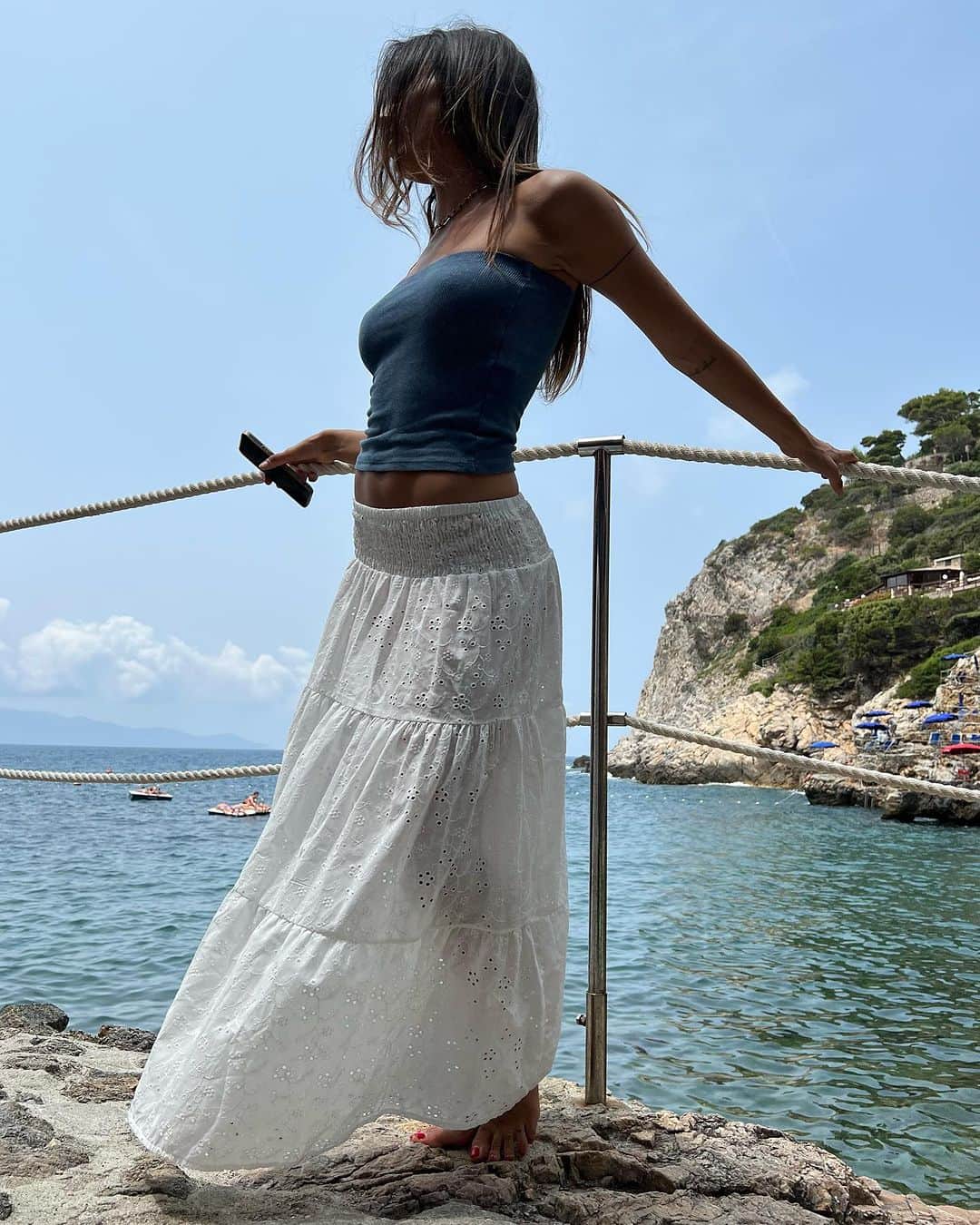 Subduedさんのインスタグラム写真 - (SubduedInstagram)「summer vibes from greece 🇬🇷 #subdued #subduedcommunity #subduedgirls #ootd #ootdfashion #inspiration #summer #summervibes #greece #mykonos」7月9日 1時12分 - subdued