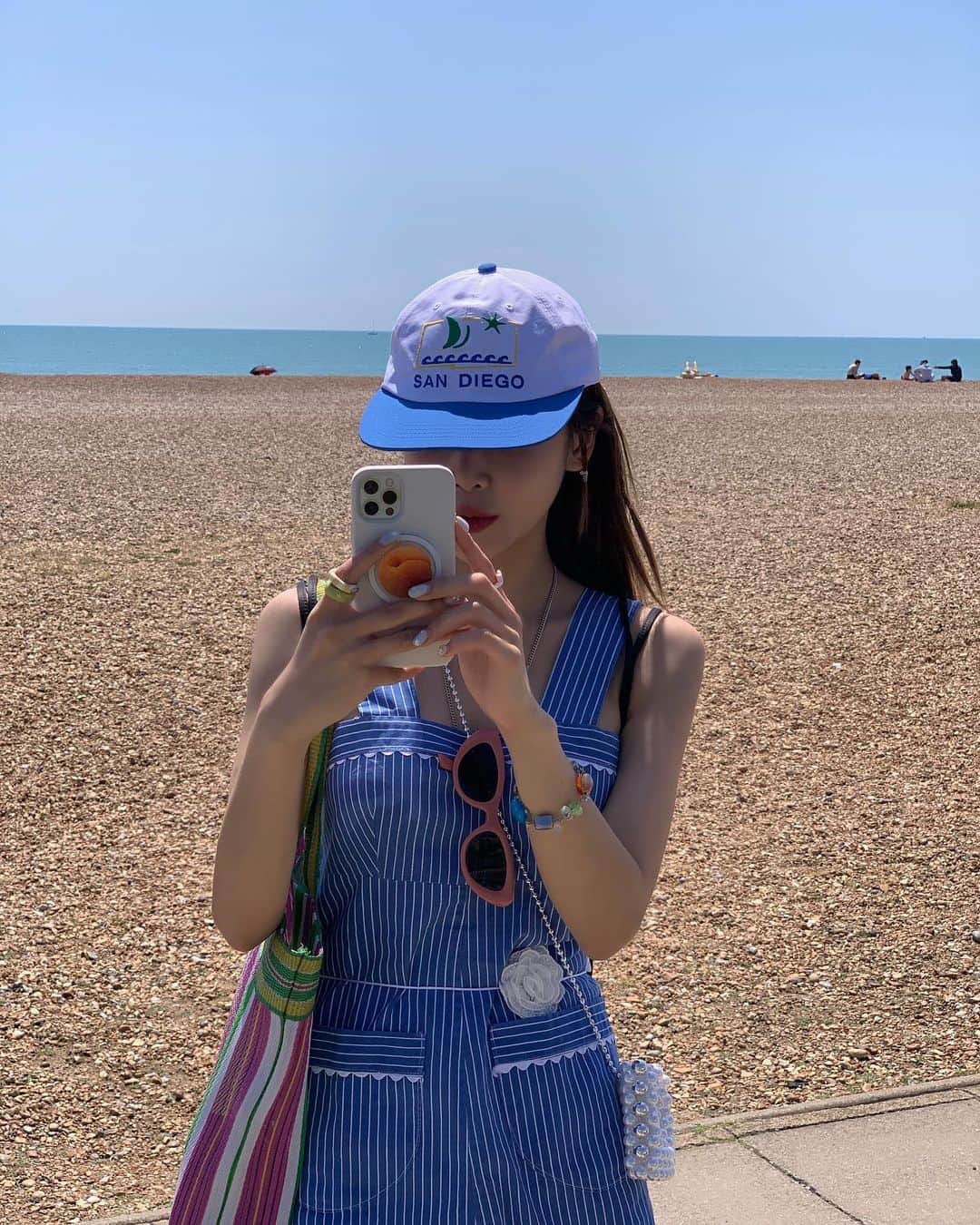 のインスタグラム：「뜨거워도 좋아 🌞」