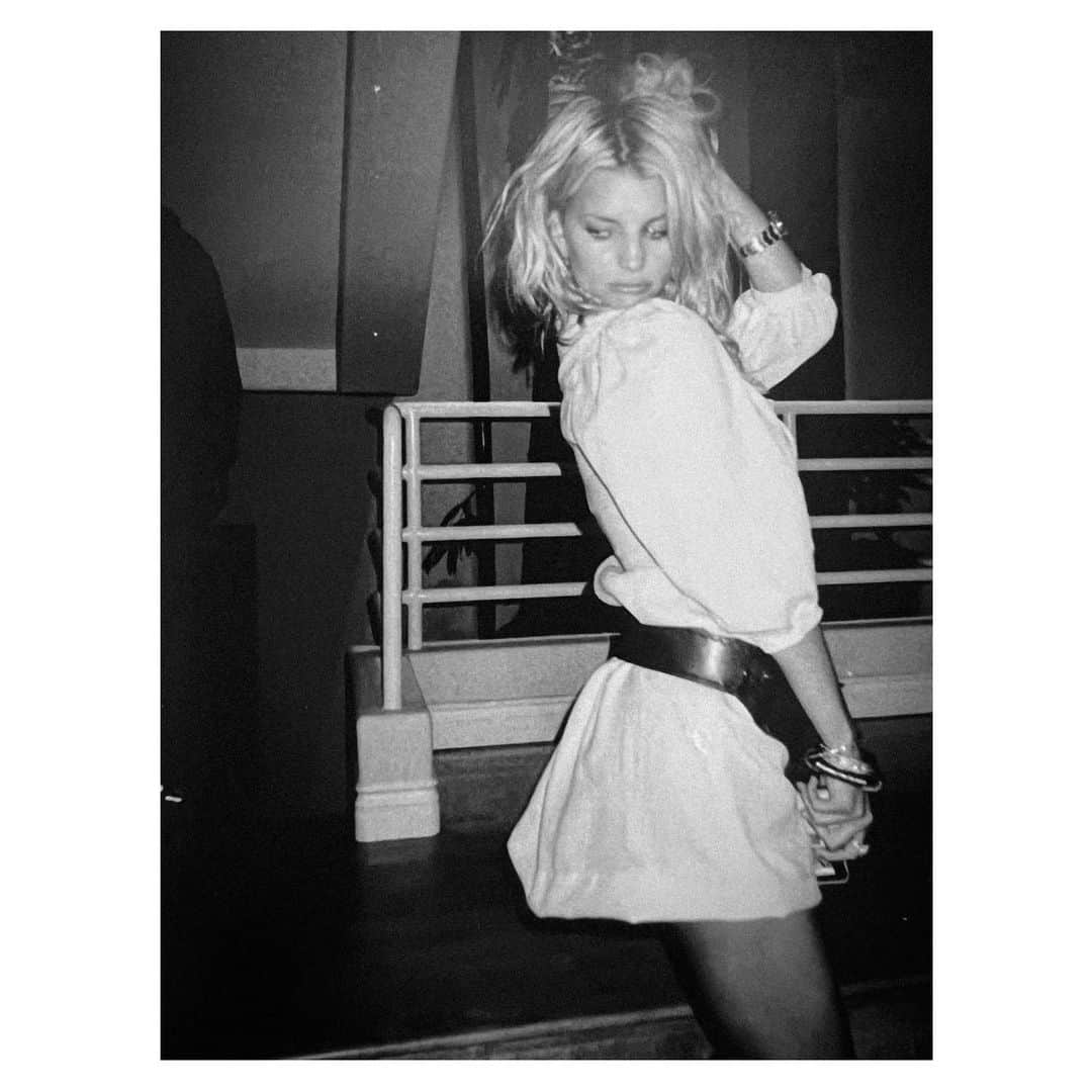 ランドール・スラヴィンのインスタグラム：「Jessica Simpson, 2006 Unseen snapshot」