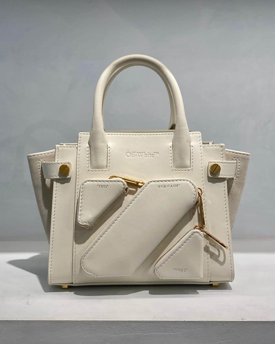 OFF-WHITE C/O VIRGIL ABLOHのインスタグラム：「women’s Off-White™ city tote bag now available at select Off-White™ boutiques worldwide」