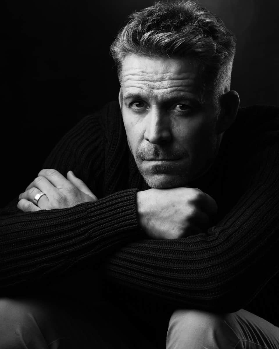 ショーン・マグワイアのインスタグラム：「Did a photo shoot recently with my friend @slangerphotog Don’t usual like doing shoots but Alexander makes it easy. Great photographer. Check him out.」