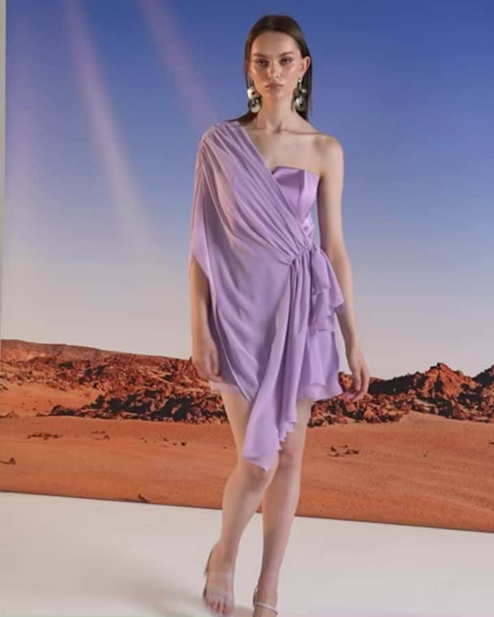 アンナリタエヌのインスタグラム：「The ultimate summer obsession : dresses embellished with a play of colors and designs.  Discover the SS2023 collection  #ANNARITAN #ss23  @annarita_noviello」