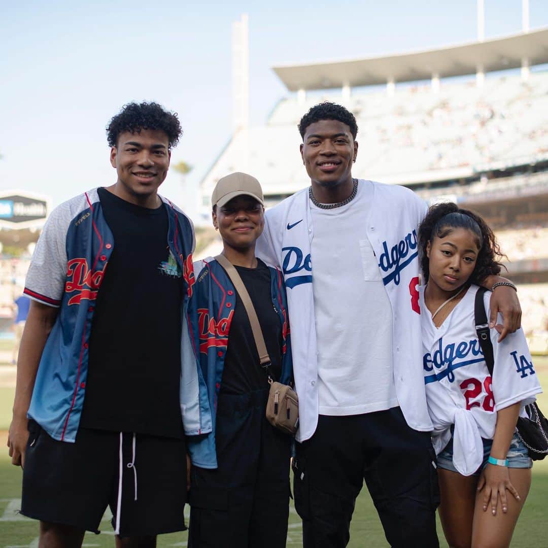 八村塁さんのインスタグラム写真 - (八村塁Instagram)「Dodgers first pitch⚾️🔥」7月9日 15時05分 - rui_8mura