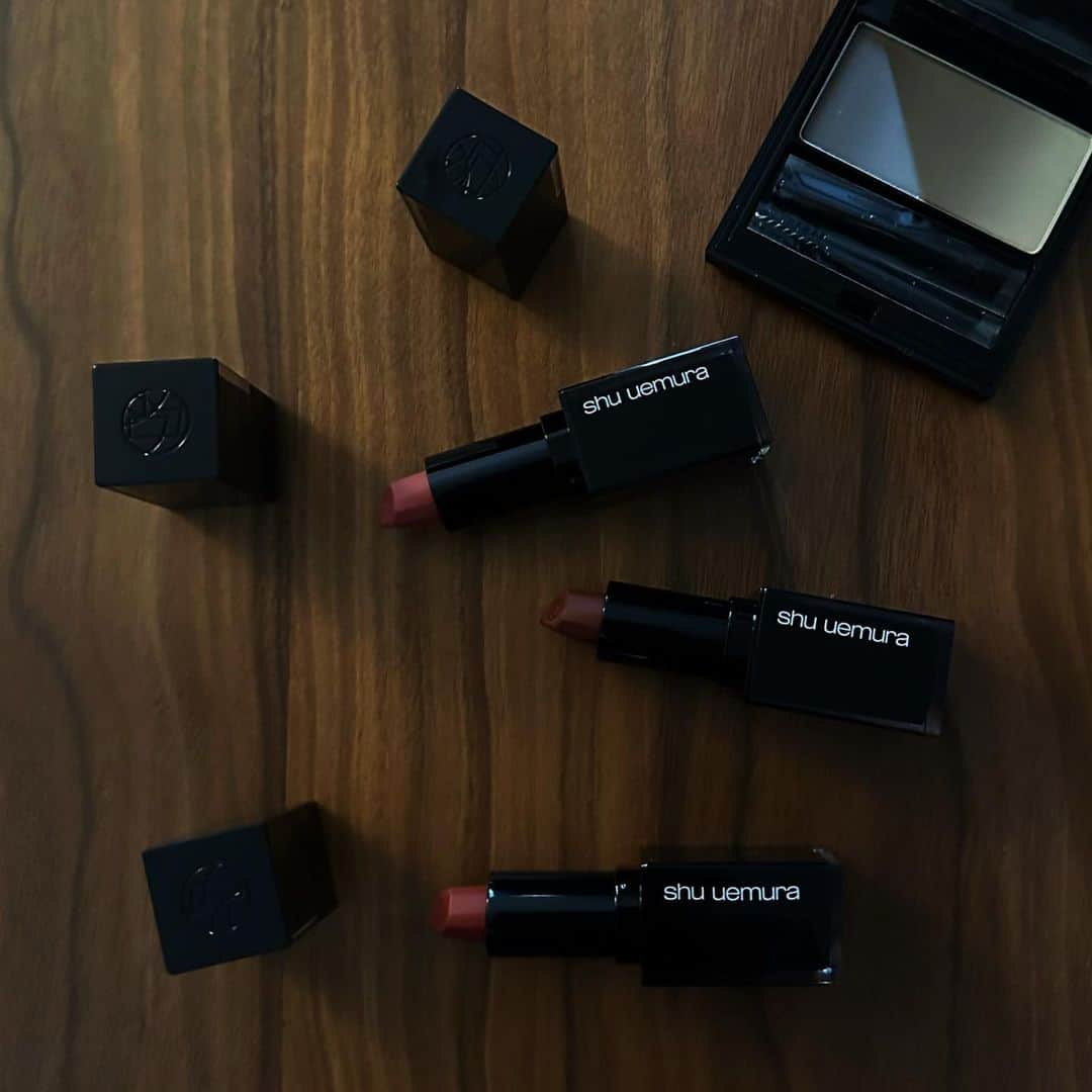 MIORIのインスタグラム：「#shuuemura #cosmetics」