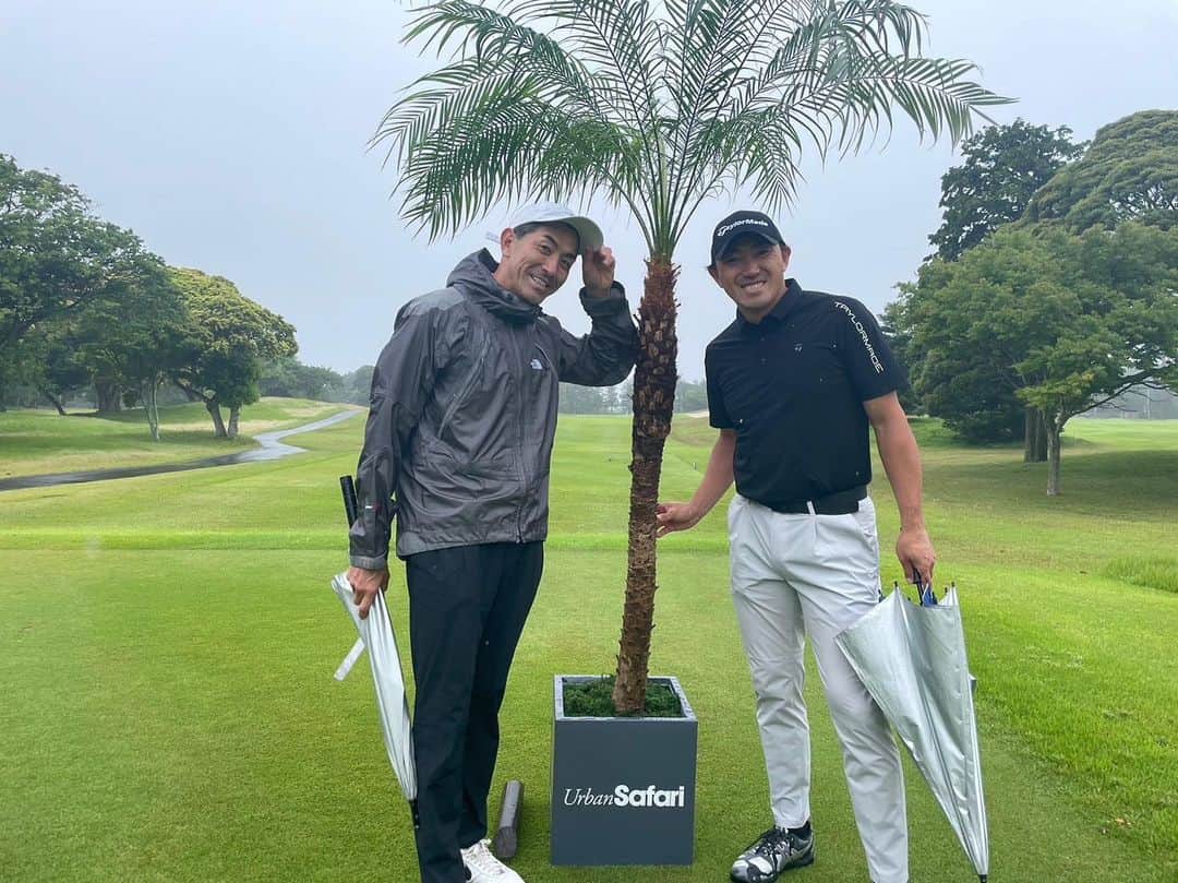 G.G.佐藤のインスタグラム：「ドッペルゲンガー 顔が良く似てると言われる。 #バッティング技術が似たかったわ #内川聖一」