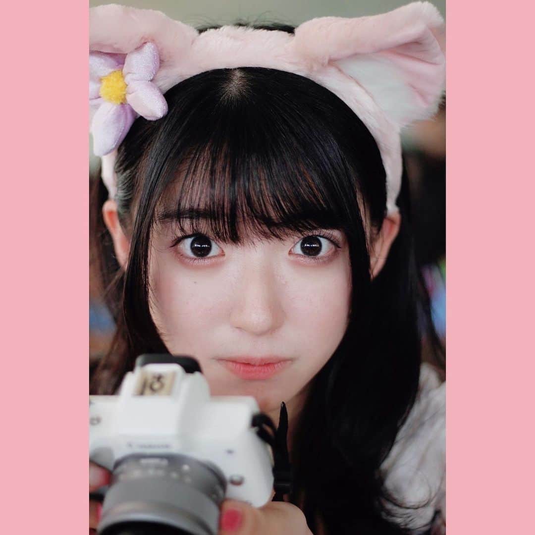 進藤あまねのインスタグラム：「🦊🌸💗📸  リーナ・ベルちゃんに会いに行ってきたよ〜💗 カメラやってるお友達に沢山撮ってもらったのでみんなに見せちゃう〜🍥• . •🍥   #Disney  #ディズニー  #ディズニーシー」