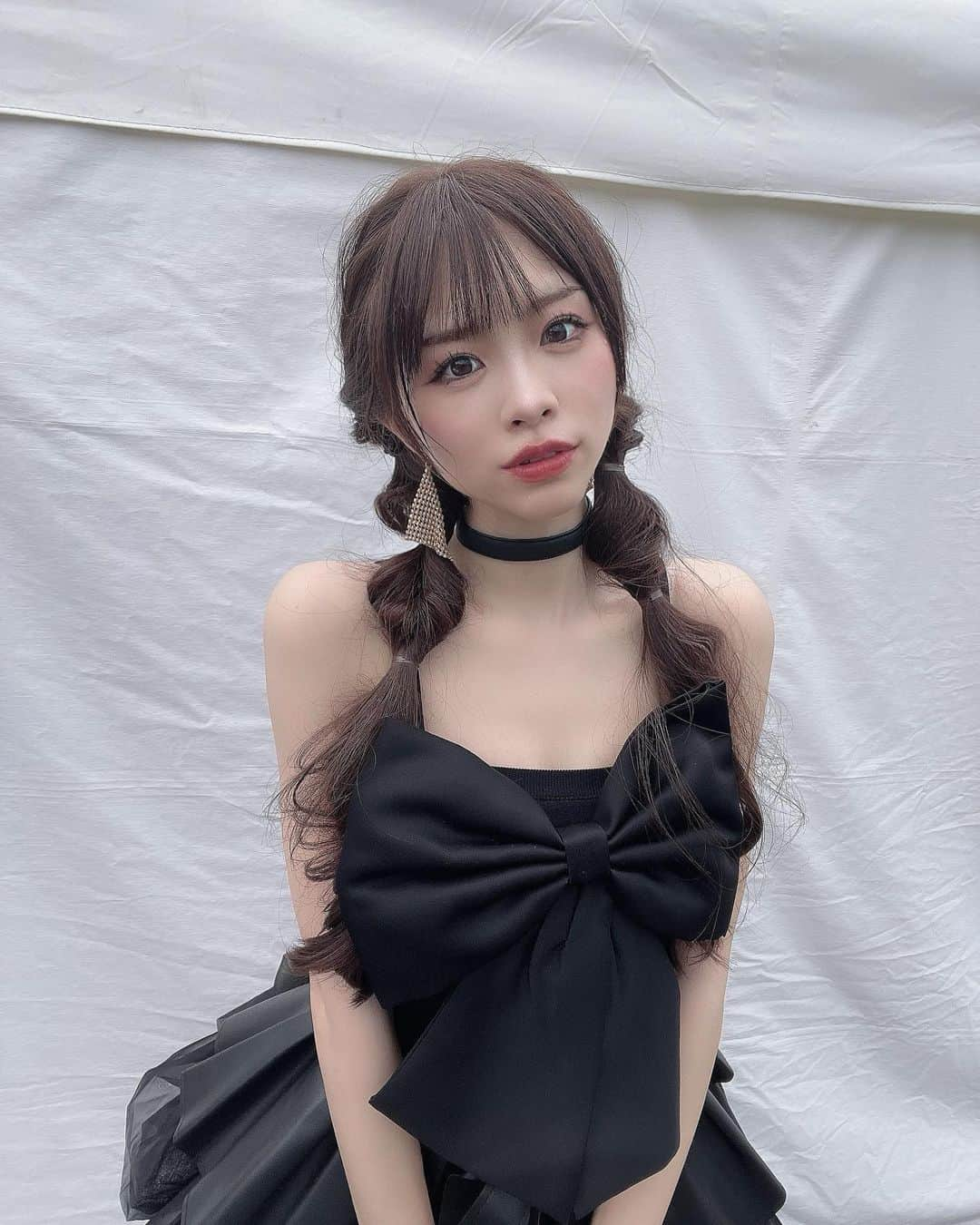 松田蘭のインスタグラム：「おはよーっ🖤🖤  今日はS耐Rd.3@スポーツランドSUGO  Swishちゃんはハードスケジュールになりそうです！  8:00~8:45 スタート進行 9:25~9:55 ライブ 10:00~11:00 物販 表彰式 12:15~12:50ピットウォーク 13:15~14:00 スタート進行 14:20~14:50 トークステージ 15:50~16:20 ライブ 表彰式  会えるのを楽しみにしているよ🖤 夏の思い出作ろうね🍉  #S耐 #スーパー耐久 #モータースポーツ #motorsports  #Swish #イメージガール #サーキット #スポーツランドsugo  #circuit  #アイドル #歌って #踊れる #レースクイーン #racequeen  #rq #me #photo  #japan #japanese  #japanesegirl  #fyp #follw #like #instalike  #me #LIVE #일상 #일본 #팔로우 #松田蘭」