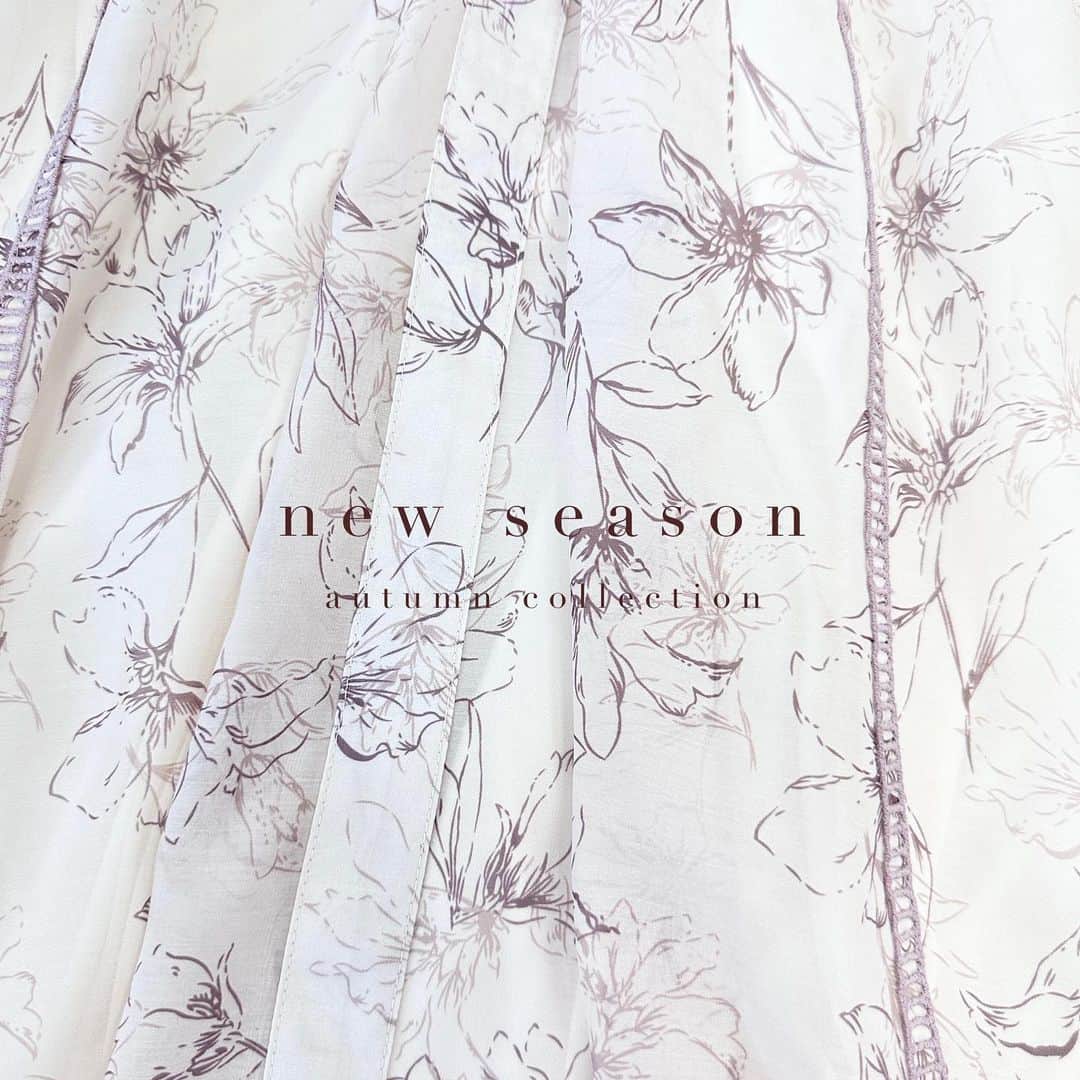 AnMILLEさんのインスタグラム写真 - (AnMILLEInstagram)「- new season - Coming Soon... ㅤㅤㅤㅤㅤㅤㅤㅤㅤㅤㅤㅤㅤ \ 7月中旬入荷予定 / #フラワータックフリルOP ¥11,000 ㅤㅤㅤㅤㅤㅤㅤㅤㅤㅤㅤㅤㅤ #アンミール #anmille #フェミニンコーデ #coordinate #code #大人可愛い #ootd #outfit #ファッション」7月9日 9時12分 - anmille.official