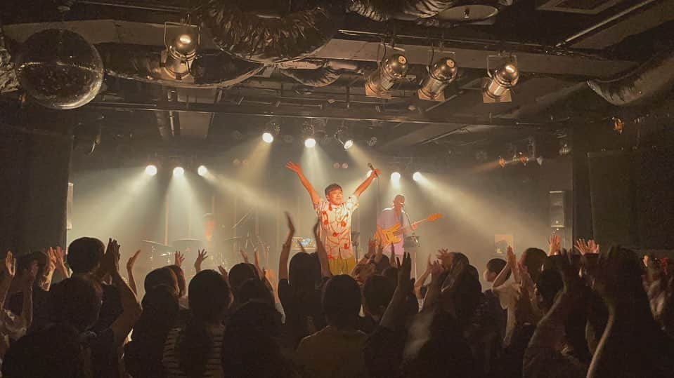 堂島孝平のインスタグラム：「「POP dB」広島SIX ONE Live STAR 、ありがとうございました⚡️」