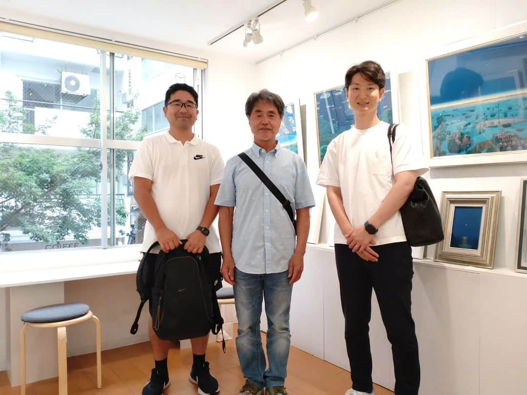 Art Mall（アートモール）さんのインスタグラム写真 - (Art Mall（アートモール）Instagram)「【本日最終日】  ますます磨きがかかる 『holy art』の世界。  午後５時で閉幕となりますので、お早めにお立ち寄りください。  堀内朗 個展 遠い未来からの記憶☆ 月の明かりの詩がきこえる Akira Horiuchi solo exhibition 2023年7月4日（火）～7月9日（日） 12:00～20:00（最終日は17:00まで）  This week's exhibition Akira Horiuchi solo exhibition July 4 tue - July 9 sun, 2023 artist : HORIUCHI Akira <Painter> tue - sat 12pm-8pm  (sun 12pm-5pm)  #堀内朗 #ほりうちあきら #AkiraHoriuchi #油彩画 #幻想画 #海の絵 #伊豆のアーティスト #弓ヶ浜の絵 #猫の絵 #アート購入 #インテリアアート #現代アート #contemporaryart #日本橋 #三越前 #アートモール #artmall #アートショップ #artshop https://www.artmall.tokyo/」7月9日 10時54分 - artmall_tokyo