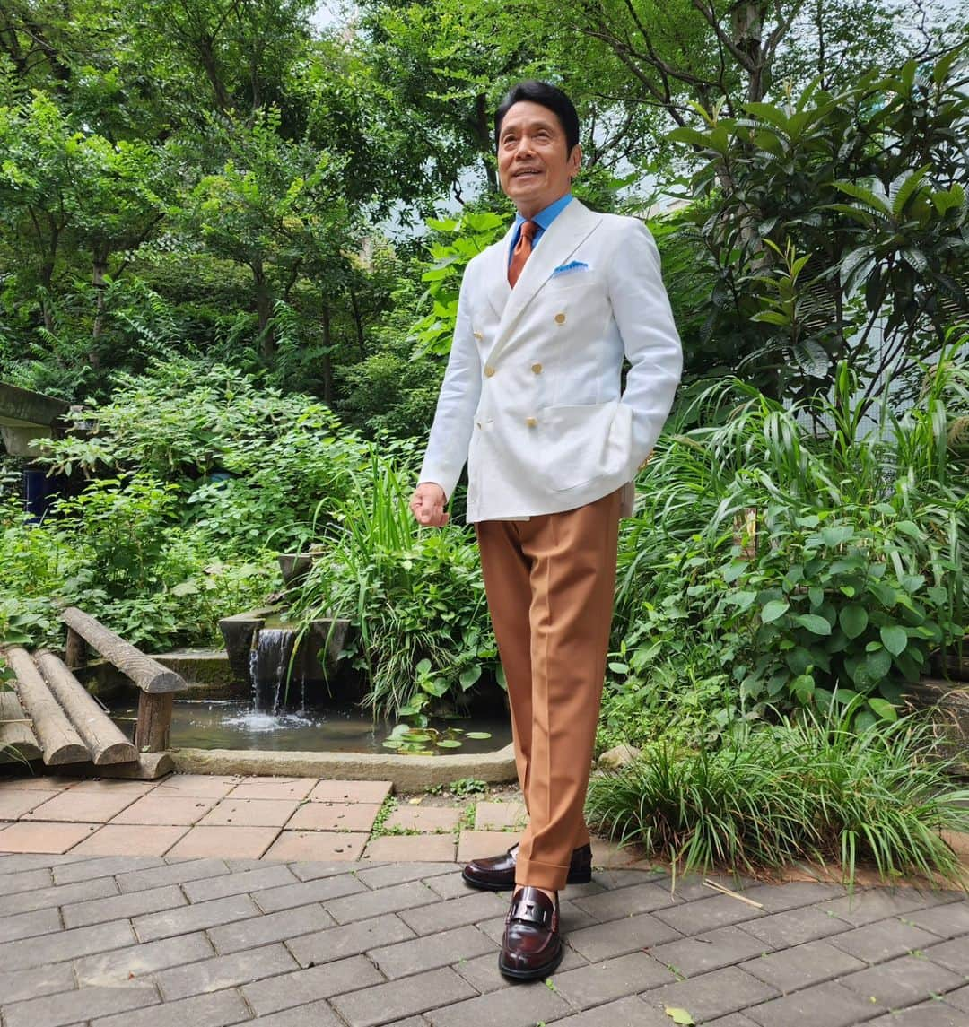 峰竜太さんのインスタグラム写真 - (峰竜太Instagram)「#アッコにおまかせ #jacket #tagliatore #shirt #yamatoyashirt #tie #E.mariella#pants#berwich #shoes #tods」7月9日 11時04分 - mineryuta