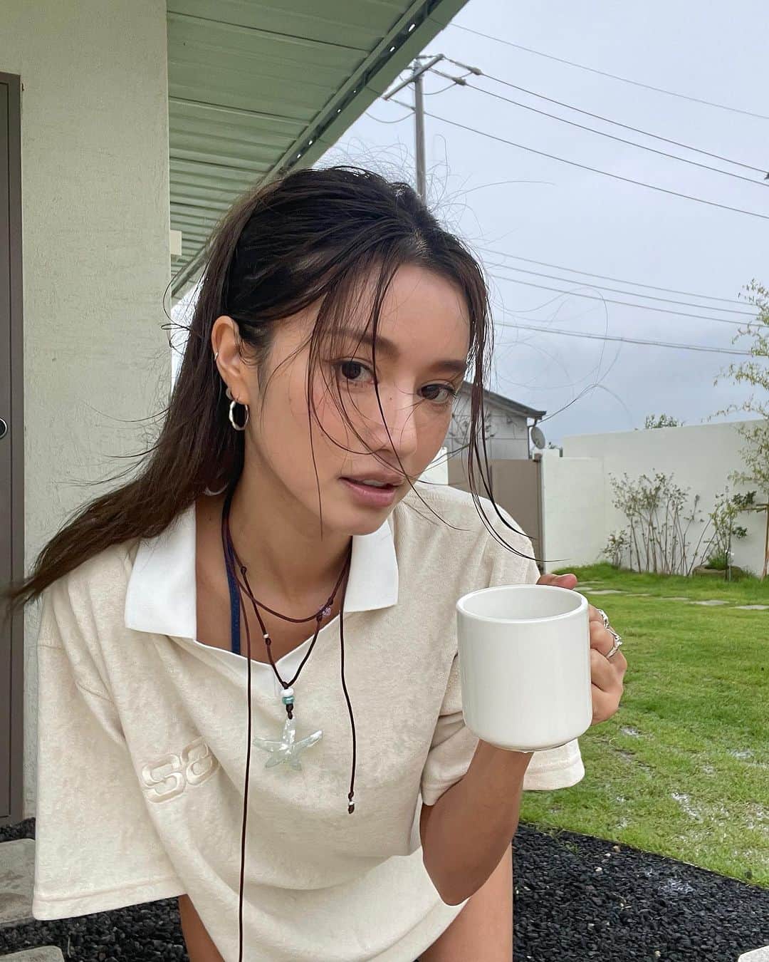 パク・ソラのインスタグラム：「비바람..그래도좋아🪸🪸」
