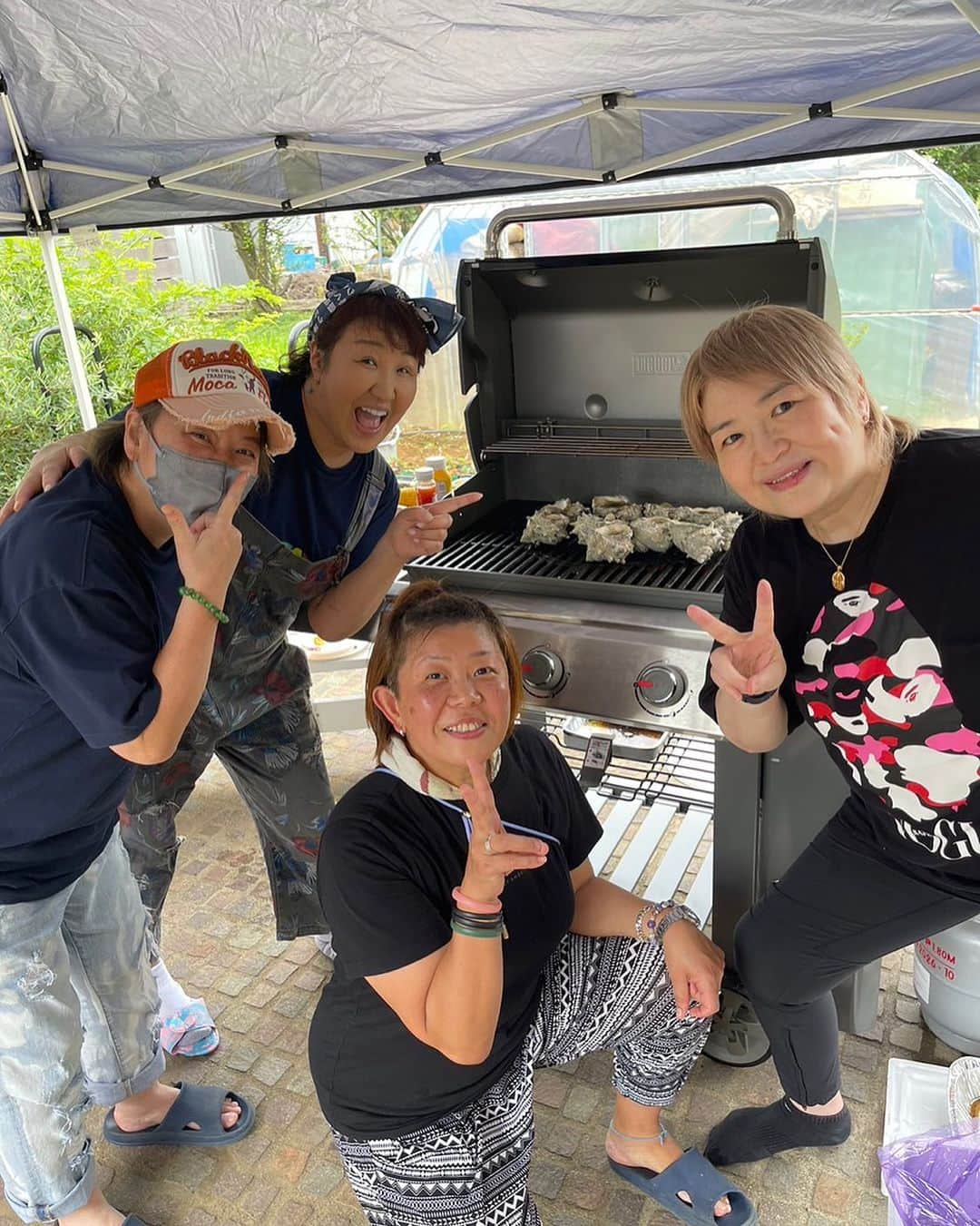 堀田祐美子さんのインスタグラム写真 - (堀田祐美子Instagram)「素敵なメンバーとバーベキュー  楽しかった！！  @hokutoakira_official  @jinhanamaru   @yumiko_hotta  @t_hearts2020  #堀田祐美子 #yumikohotta  #prowrestling  #プロレス #womansprowrestling  #女子プロレス  #hearts82 #thearts   #北斗晶 #前川久美子」7月9日 11時29分 - yumiko_hotta