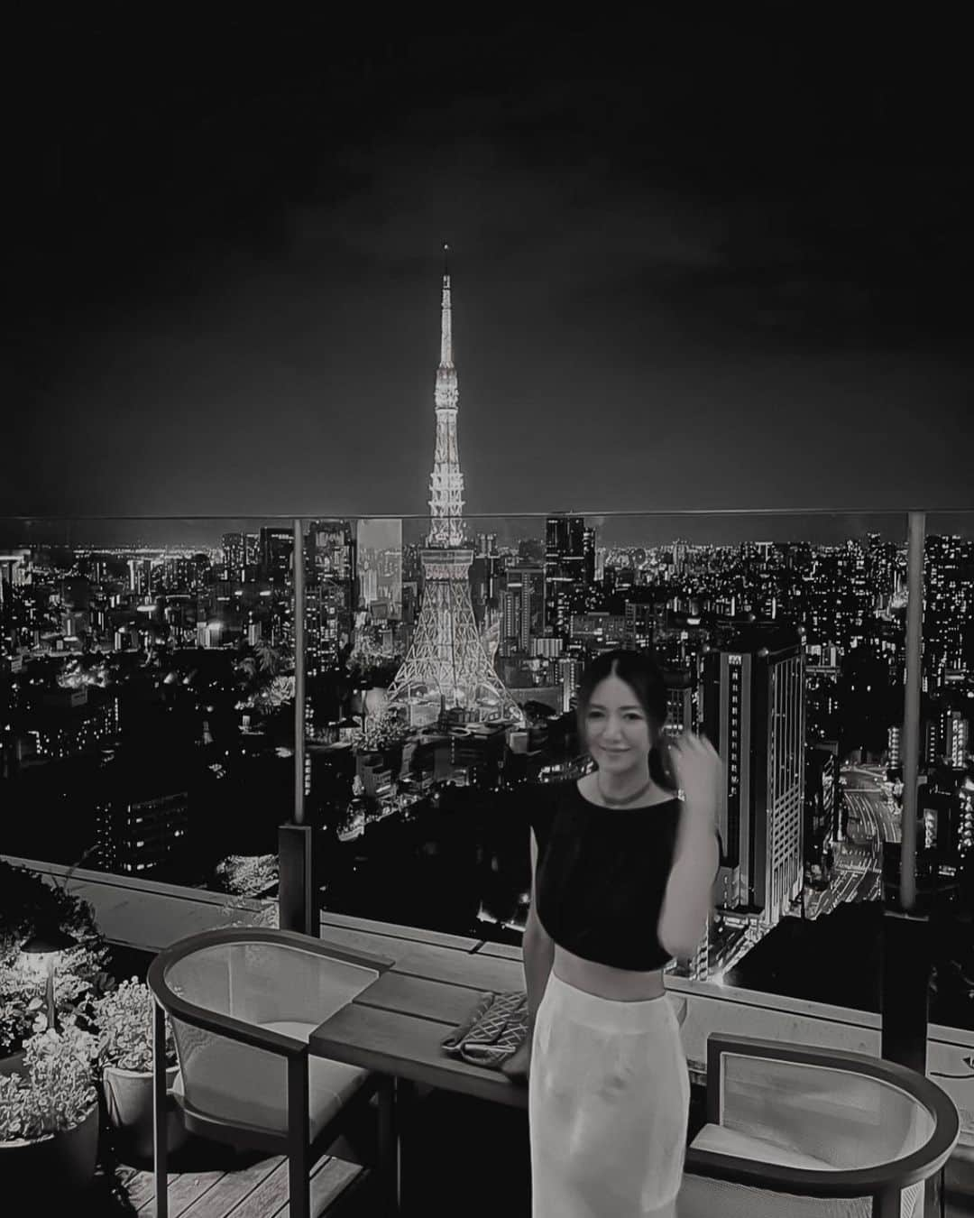 川島幸美のインスタグラム：「The moment the lights of  Tokyo Tower end.🗼」