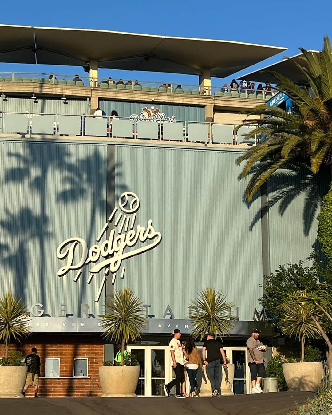 Mark さんのインスタグラム写真 - (Mark Instagram)「First timer at a Dodgers game!」7月9日 11時59分 - marktuan