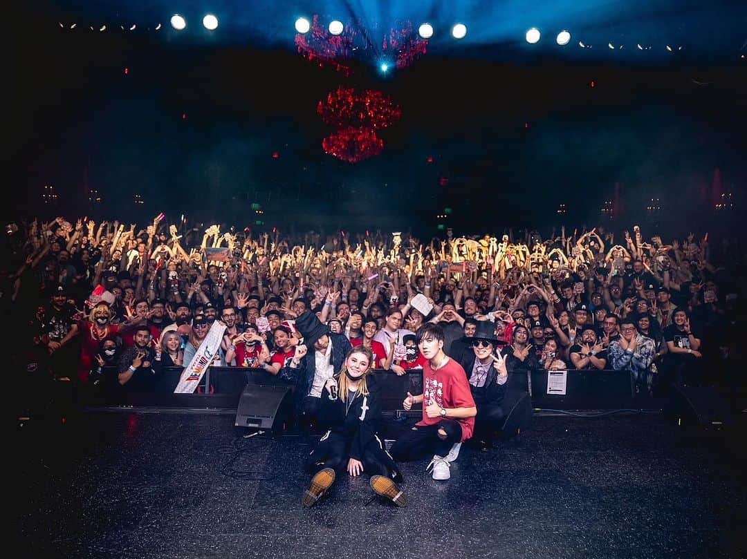 TeddyLoidのインスタグラム：「▲ 🎪FREAK SHOW PARADE ▲ 🇺🇸El Rey Theatre / Los Angeles  Great show, great vibes⚡️ Thank you, @demondicekaren @faketype._official  and everyone involved🤝」