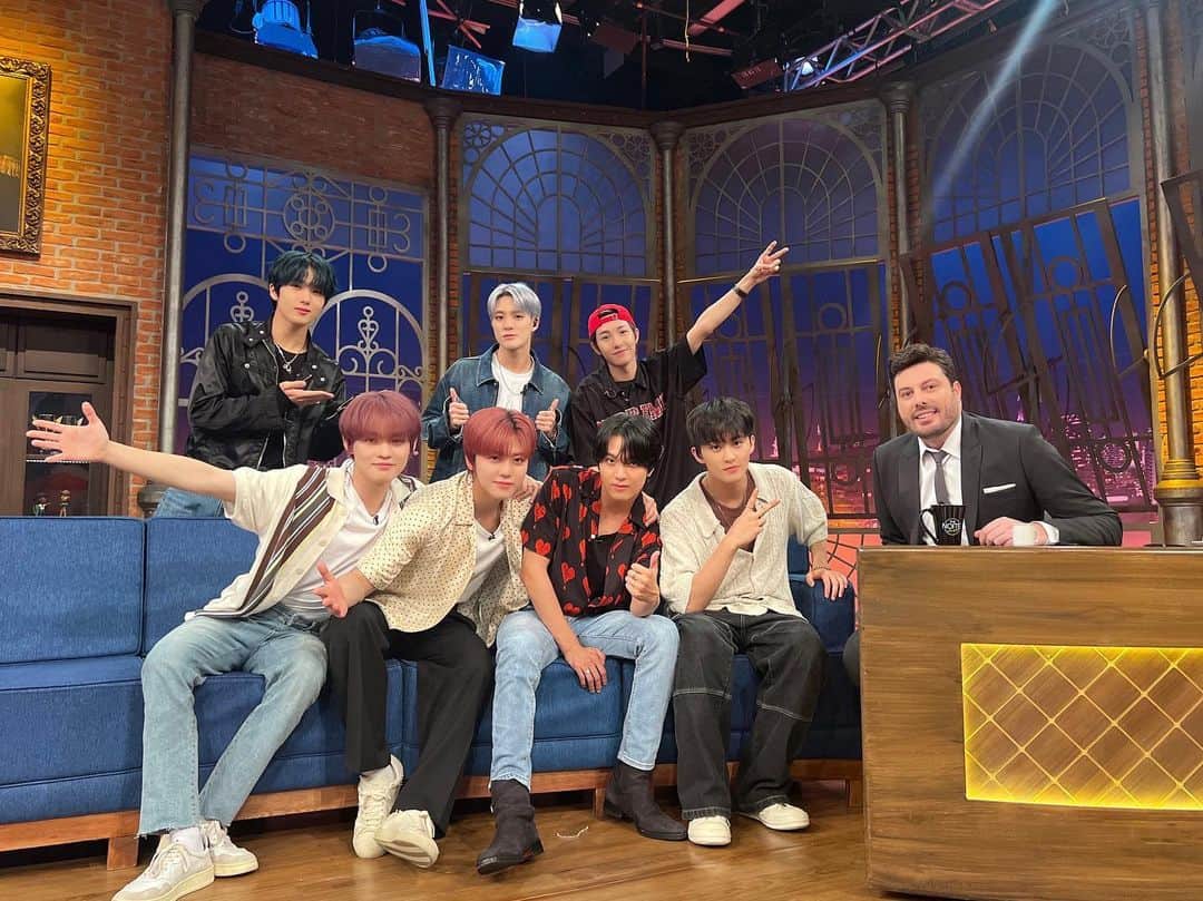 NCT DREAMさんのインスタグラム写真 - (NCT DREAMInstagram)「♥️ Olá 🫶   https://youtu.be/Qxmmh5qnIbA   #NCTDREAM #TheNoite #TheNoitecomDaniloGentili  #THEDREAMSHOW2 #SAO_PAULO #THEDREAMSHOW2_In_YOUR_DREAM #NCTDREAM_IN_YOUR_DREAM_SAO_PAULO #NCTDREAM_THEDREAMSHOW2」7月9日 12時53分 - nct_dream