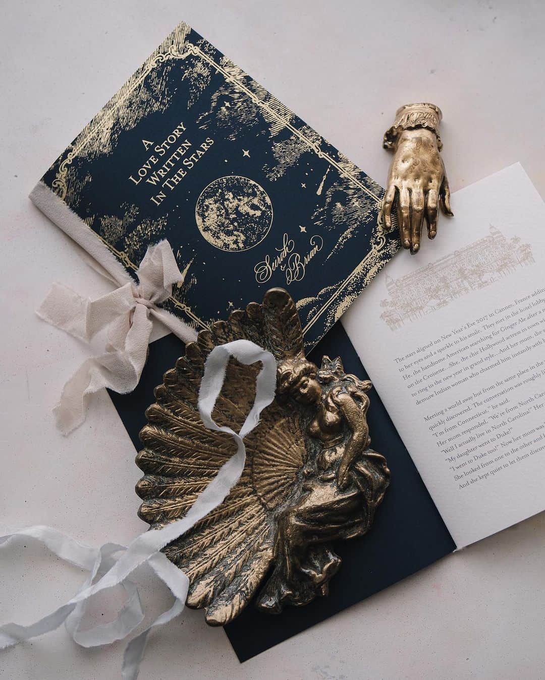 Veronica Halimさんのインスタグラム写真 - (Veronica HalimInstagram)「A love story written in the stars: An invitation suite designed and crafted exclusively for Seirah and Brian for their special day. It's going to be three days celebration filled with joy, love, and endless memories. —  #stars #lovewritteninthestars #truffypi  #カリグラフィースタイリング  #weddinginvitation #weddingstationery  #embossed  #paperlovers #ウェディング #ウェディングアイテム #カリグラファ #veronicahalim #スタイリング #prettypapers #weddingsuite #washingtondc #washingtonnationalcathedral」7月9日 13時37分 - truffypi