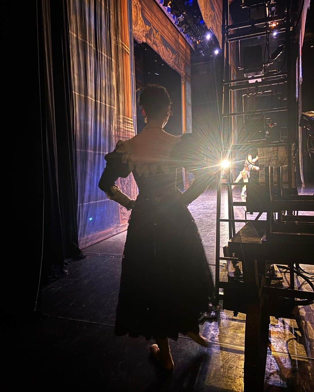 光永百花さんのインスタグラム写真 - (光永百花Instagram)「・  #behindethescenes #ballet#ballerina#asamimakiballettokyo#thethreemusketeers#milady」7月9日 14時30分 - 0511m_m