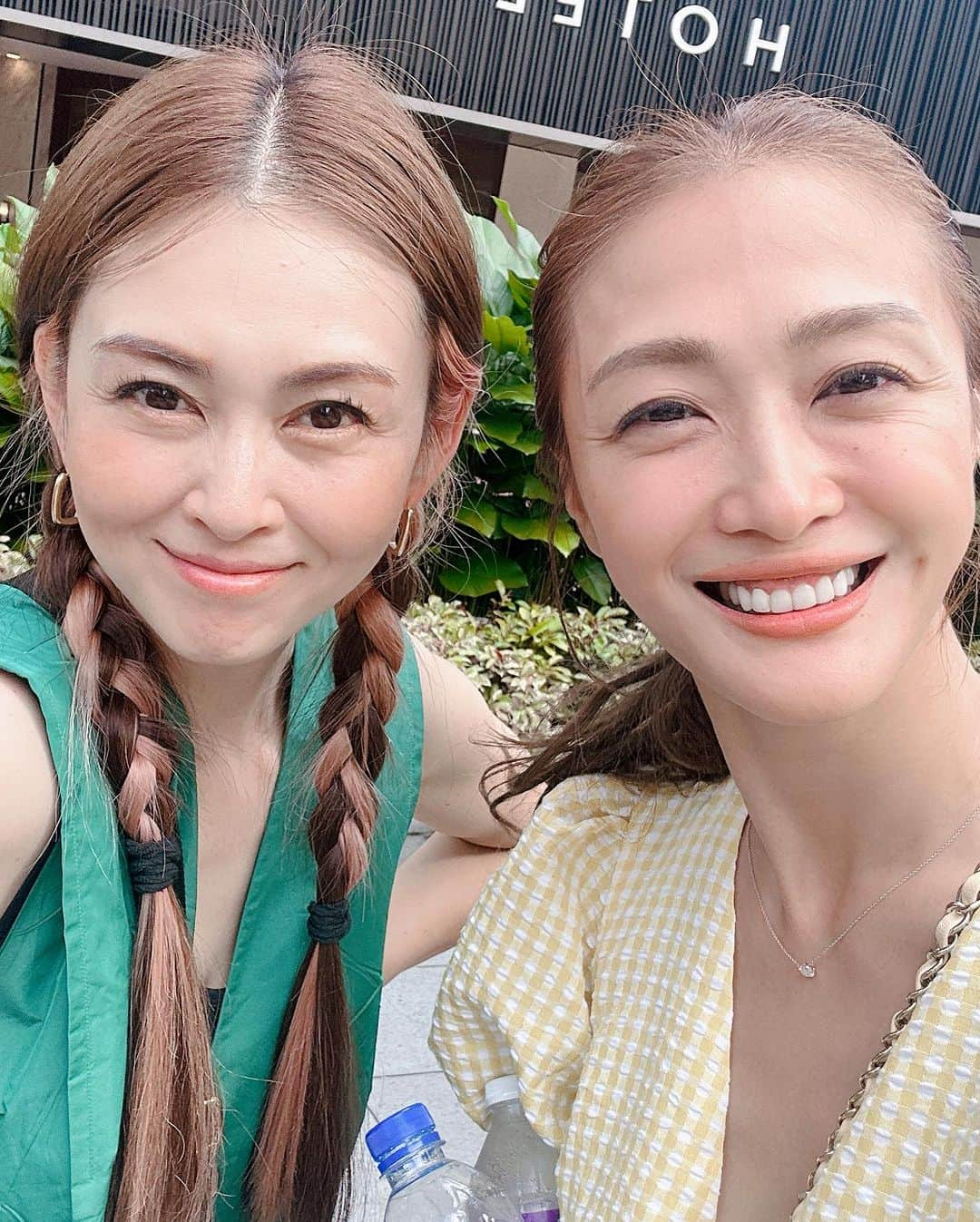 小林明実さんのインスタグラム写真 - (小林明実Instagram)「welcome to singapore🤍✨ 一瞬会えて嬉しかった✨ もっと一緒に遊びたかったのに！！ @yumisakurai24  シンガーポール楽しんでね🤍✨  #singapore  #大好きな友達」7月9日 14時38分 - akemi.1177