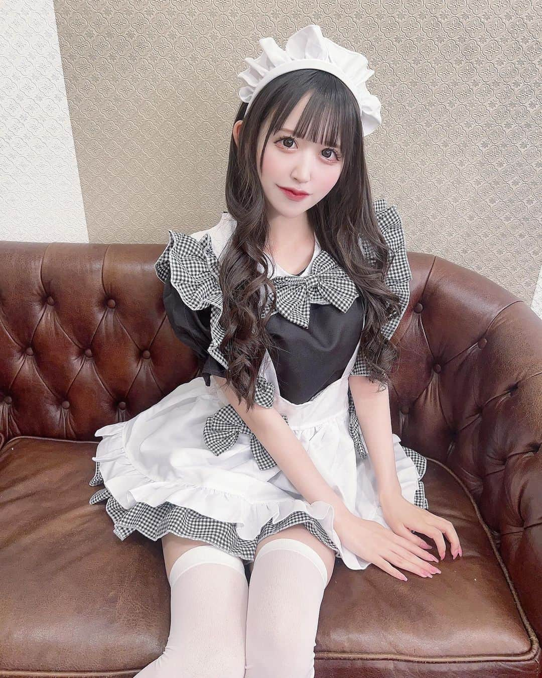 大月美雨さんのインスタグラム写真 - (大月美雨Instagram)「雇ってください♡ ⁡ ⑅ ⁡ #地下アイドル #アイドル #コンカフェ #自撮り界隈 #自撮り女子 #彼女感 #量産型 #量産型コーデ #かわいい #コスプレイヤー #コスプレ#美人 #いいね #idol #selfie #selca #cute #cosplay #cosplayer #likesforlike #japanesegirl #asian gir#量産型ヲタク　#童顔#メイド服#地雷系ファッション #セルカ」7月10日 0時29分 - otsuki_miu