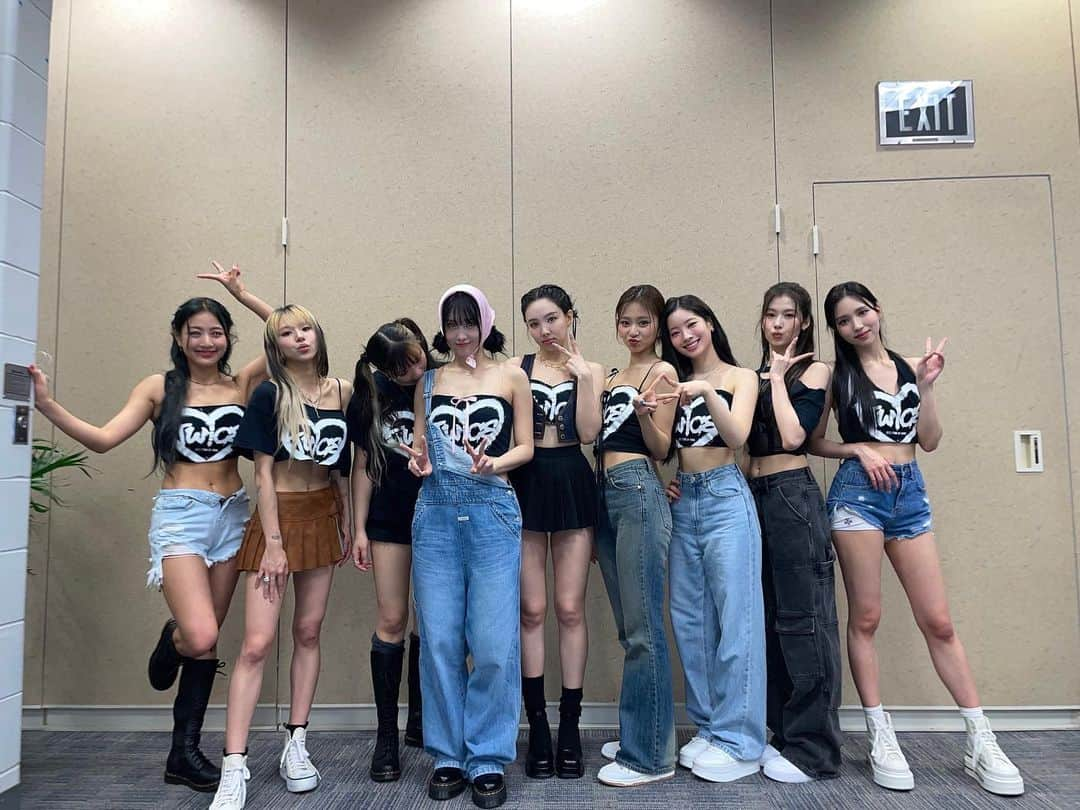 TWICEさんのインスタグラム写真 - (TWICEInstagram)「TWICE 5TH WORLD TOUR 'READY TO BE' IN #NEW_YORK   Hey New York✨ We are so glad we MET!!! Performing at MetLife Stadium was like a dream come true for us and we know this wouldn't have been possible without your support🍭 We are still over the moon and can't thank you enough! Please remember ONCE, you are the reason we do what we do and we are the biggest fan of y'all! We will never forget this special memory and the love you gave us! LOVE YOU SOOOOOO MUCH!!!💓💓💓💓💓💓💓💓💓  #TWICE #트와이스 #READYTOBE #TWICE_5TH_WORLD_TOUR」7月10日 1時04分 - twicenews