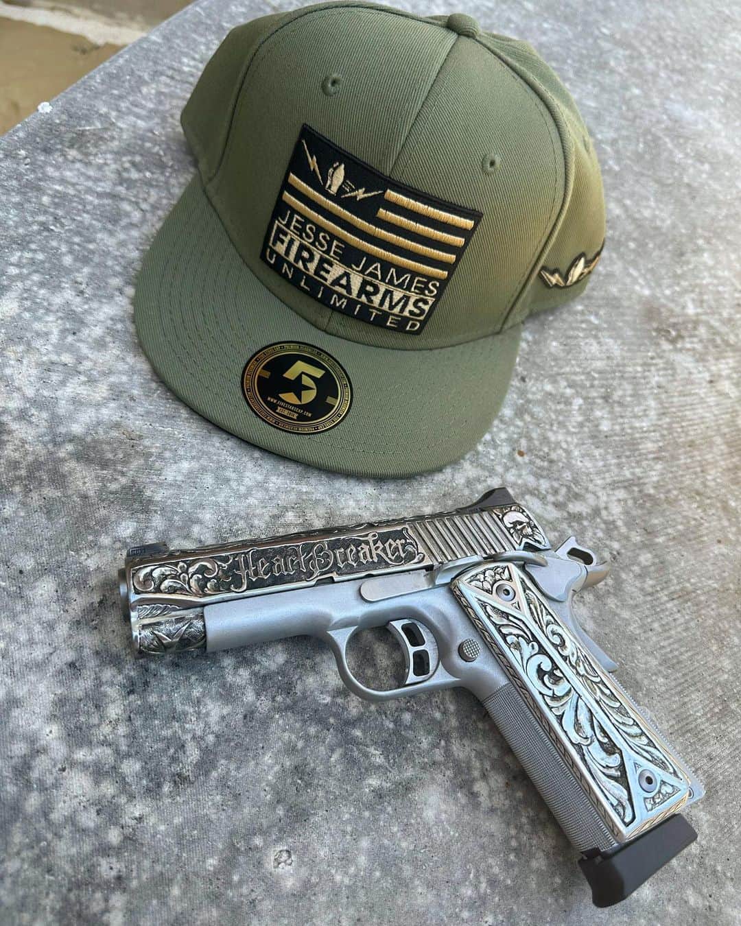 ウエストコーストチョッパーズのインスタグラム：「The JJFU “Statement” SnapBack.  Links to Buy in Story & Bio👍🏽」