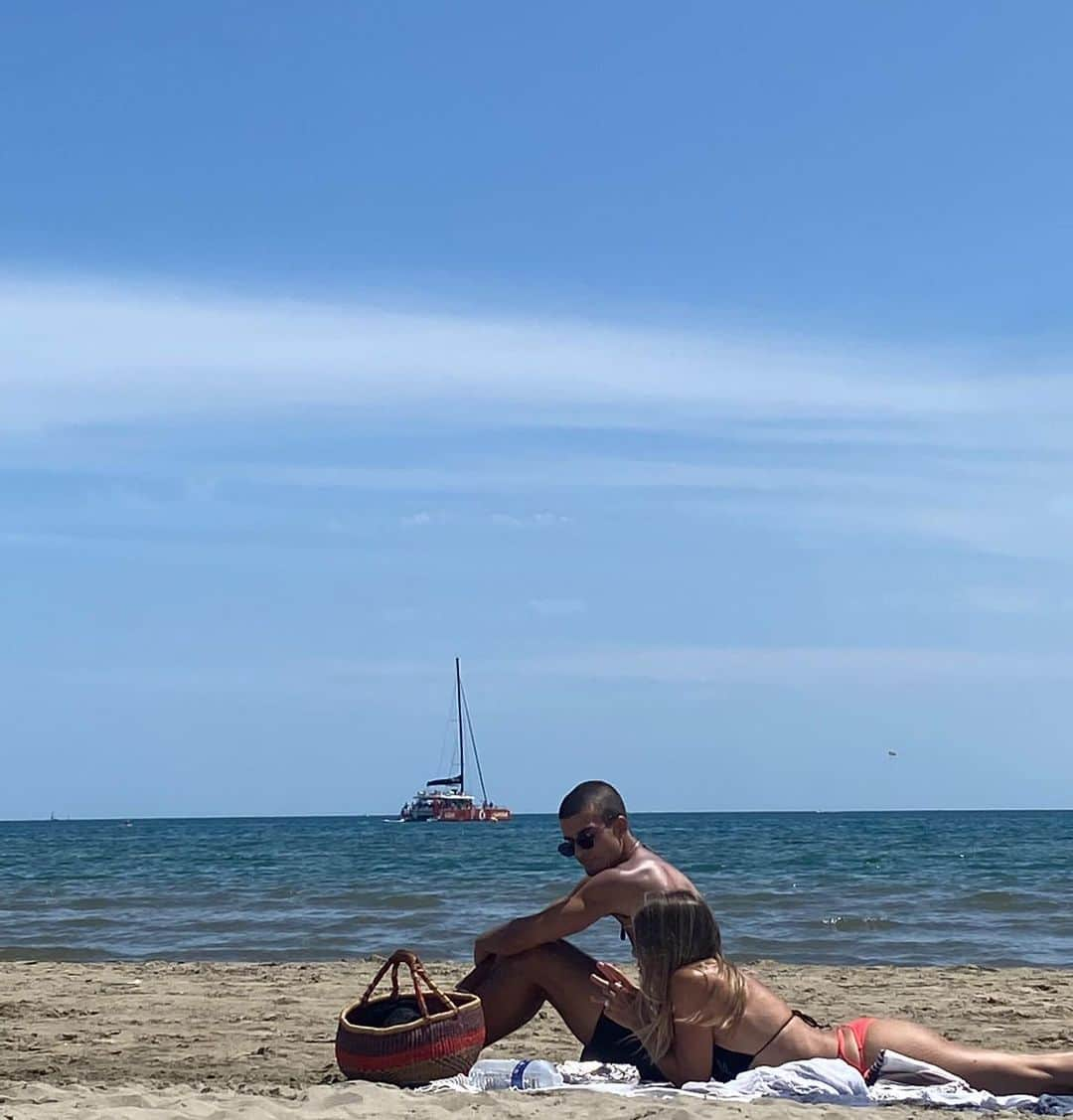 イネス・リグロンさんのインスタグラム写真 - (イネス・リグロンInstagram)「Alone with my son Noa at @lagrandemotte beach  Listening about his life, his dreams, his goals, his vision for his life…   To all my friends with sons only, we are truly blessed🙏🏼  Total BLISS   #mom&son #purelove❤️」7月10日 1時14分 - inesligron