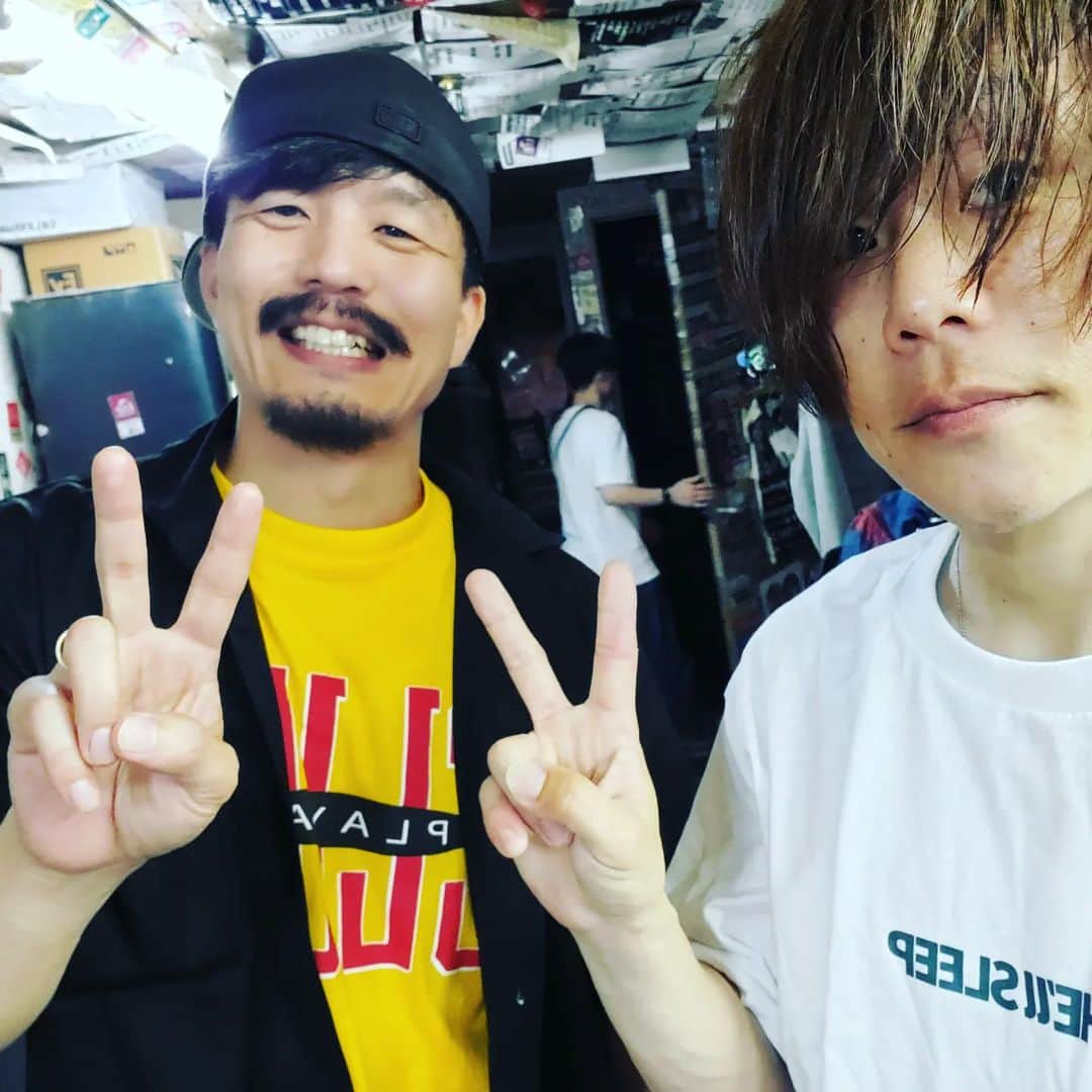 BUZZ THE BEARSのインスタグラム：「⁡横浜F.A.D ⁡“operation”vol.65  BUZZ THE BEARS ank Mrs.WiENER⁡ ⁡⁡ ⁡大切な仲間に沢山会えて嬉しかった一日。⁡ ⁡無事新しい命が産まれてくることを願った一日。⁡ ⁡バンドやってて良かったなと思う一日。」
