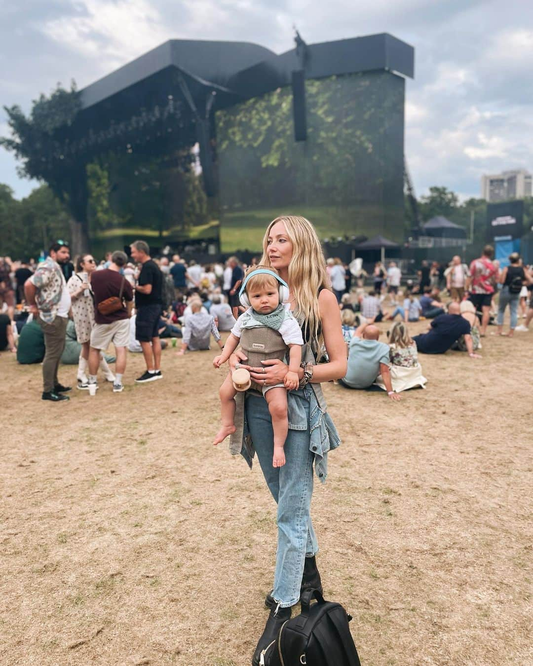 クララ・パジットさんのインスタグラム写真 - (クララ・パジットInstagram)「You’re the Boss baby @springsteen @bsthydepark」7月9日 16時58分 - clarapaget