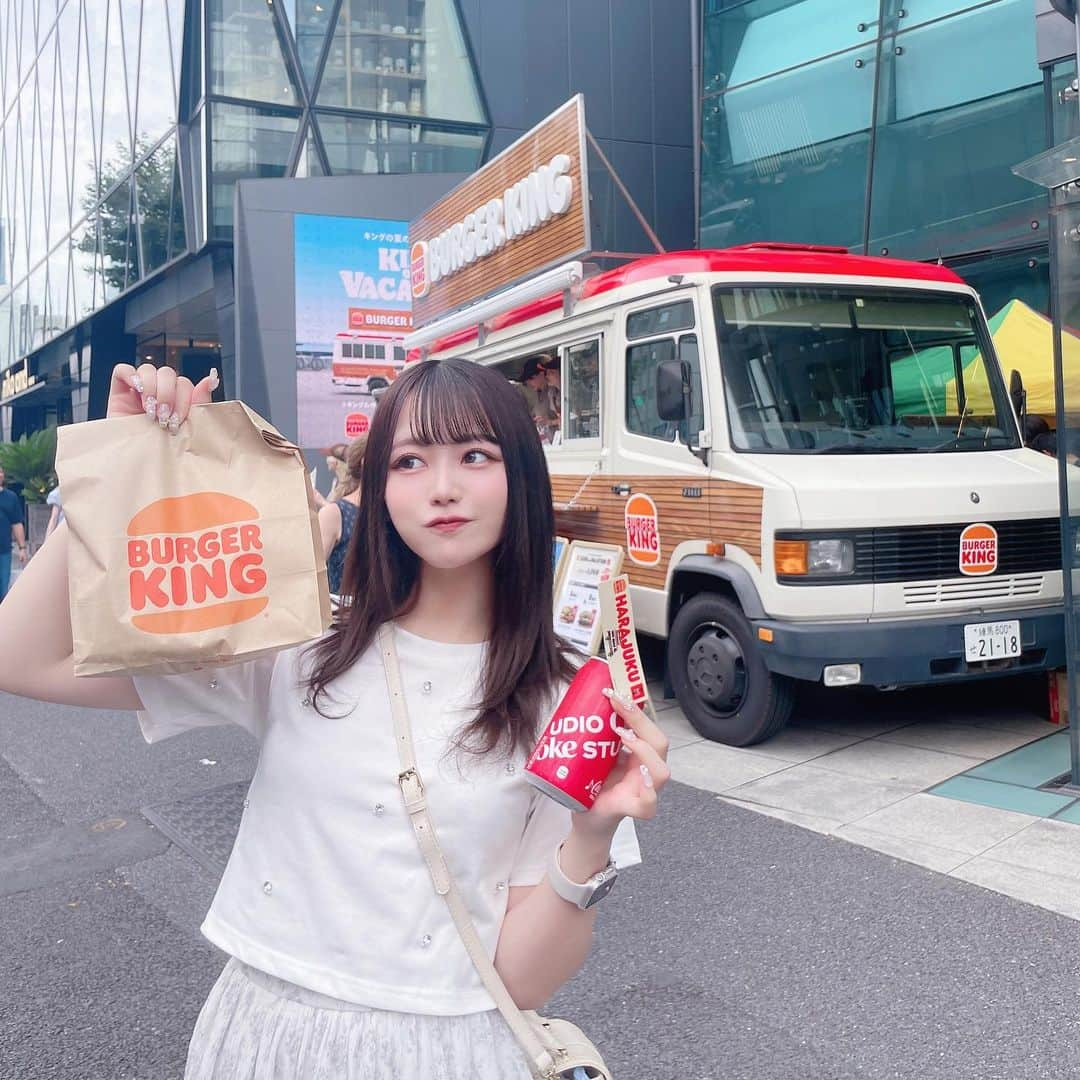 茉井良菜さんのインスタグラム写真 - (茉井良菜Instagram)「🍔🥤🤍」7月9日 17時05分 - yonsuchan