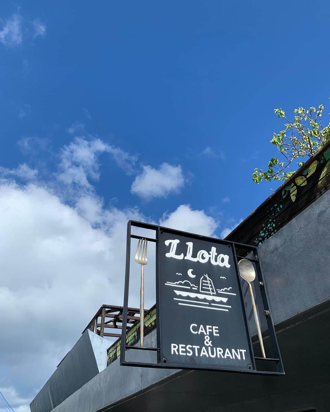 ONE SUITE Hotel & Resort（公式）のグルメインスタ