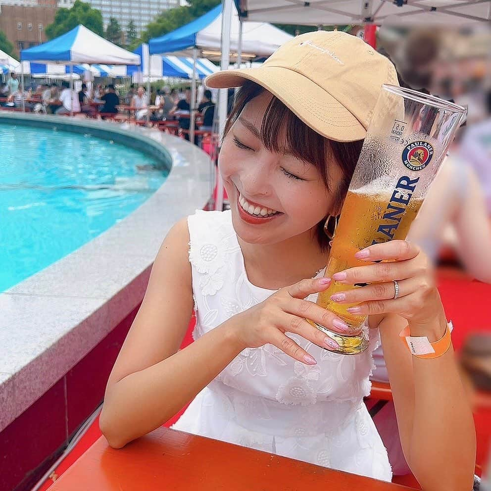 小尾渚沙のインスタグラム：「暑い日が続いていますねぇ🌻🌻🌻 そのおかげでビールが進む進む〜ですね😎🍺  先日、日比谷公園でのオクトーバーフェストに行って来ました💖 とても盛り上がってました〜🍺  7/17までですよん🫶 期間中もう一度行きたいっ🥰 . . #小尾ールタイム #ビール大好き #🍺 #オクトーバーフェスト #オクフェス #オクトーバーフェスト2023 #オクフェス20周年  @oktoberfest1810」