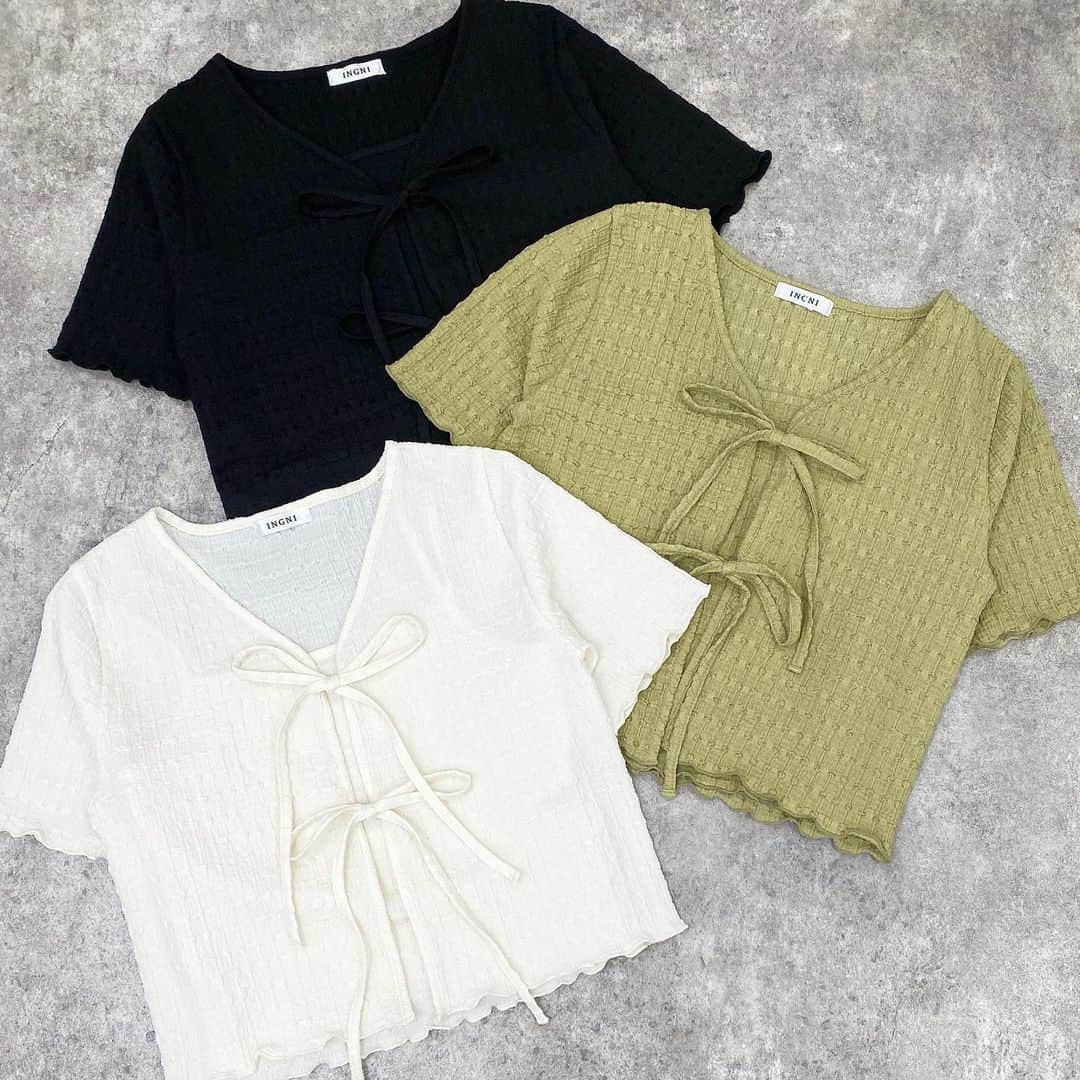 のインスタグラム：「【 pre order item♡】 ⁡ ⁡ ⁡ ⁡ ⁡ ingnistore,zozotownにて先行予約受付中‼︎ (7月中旬〜下旬発送予定) ⁡ ⁡ ⁡ ■ジャガードリボンカーディガンアンサンブル #1231-800547 ¥3,960 (tax in） 3カラー ⁡ ⁡ ジャガード素材が可愛い新作アンサンブル🌼 ⁡ トレンド感あふれるリボンカーディガンと キャミソールがセットに◎ ⁡ 凹凸のあるジャガード生地は伸縮性もあるので 着心地も快適な1枚です。 ⁡ ⁡ ⁡  ┈┈┈┈┈┈┈┈┈┈┈┈┈┈┈┈┈ ┈┈┈┈┈┈ ⁡ ⁡ ⁡ 〈INGNIコーデを大募集♡〉 @ingnistoreと#ingniコーデ のタグをつけて投稿していただいた方の中から、随時公式アカウントにてご紹介させていただきます‼︎ ⁡ ⁡ ⁡ #INGN I#ingni #fashion #2023 #ss #오오티디 #패션#穿配不重样#春 #ファッション #トレンド #かわいい #トレンドコーデ #カジュアルコーデ#カジュアル #韓国風コーデ ⁡ ⁡ ⁡」