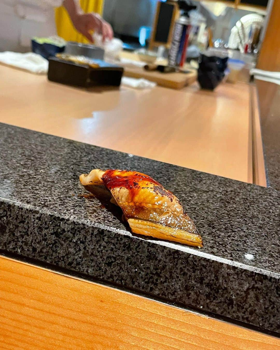 倉田瑠夏さんのインスタグラム写真 - (倉田瑠夏Instagram)「お鮨と鉄板料理♡  #まる銀座 #鮨 #鉄板 #銀座 #銀座ディナー #銀座グルメ #寿司 #鉄板料理 #ig_japan #tokyo #東京グルメ #美味しいお店」7月9日 18時15分 - ruka.kurata