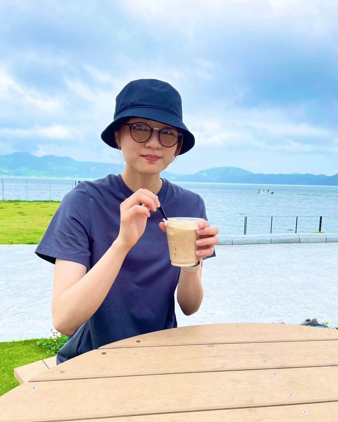 及川真夢さんのインスタグラム写真 - (及川真夢Instagram)「danken COFFEE IKEDAKO PAX☕︎  #dankencoffee  #池田湖 #鹿児島カフェ   てげてげでよか〜💪☺︎」7月9日 18時29分 - oikawa_mayu