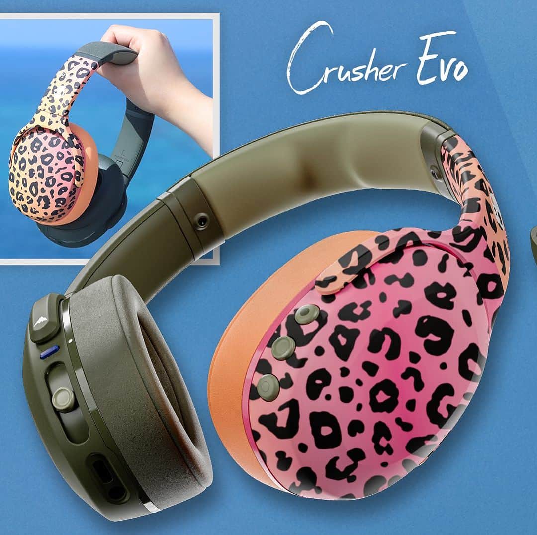 Skullcandy Japanのインスタグラム：「【告知】夏間近SUMMER セール開催中👇7月13日まで！  サブウーファー搭載ヘッドホン🎧  今年の夏はお家も外もフェス気分！ クラッシャーで新しい音楽体験🎵  Burton Crusher Evoもセール対象 詳しくはスカルキャンディー公式サイトにて！」